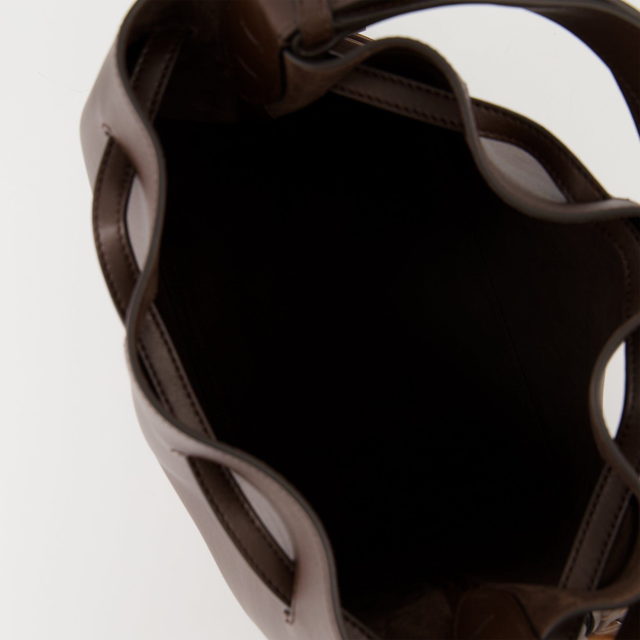 Sacs seau Sac seau So seau Valentino Garavani Marron Femme