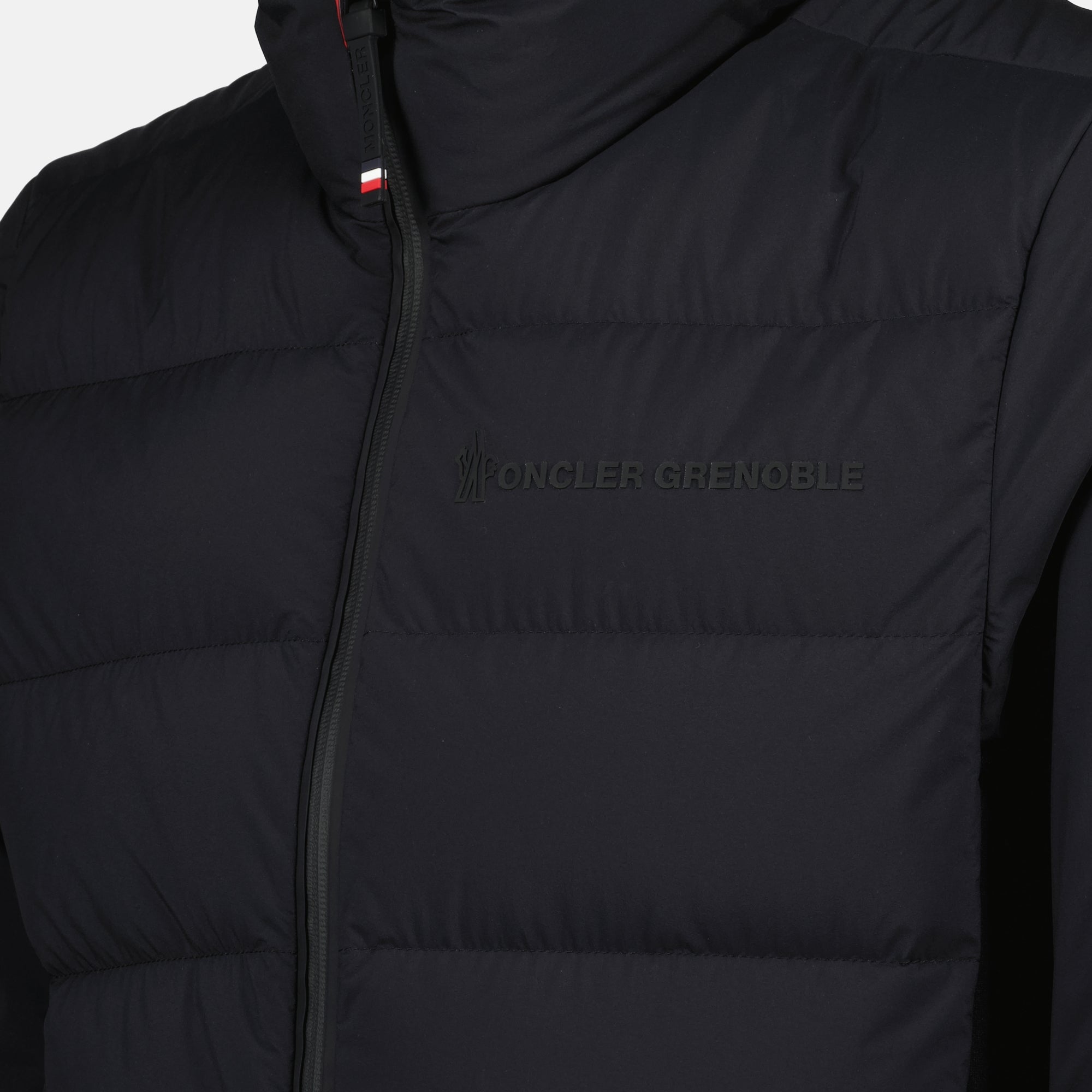 Image de l'article Veste bi-matière Araripe de la marque Moncler Grenoble pour Homme - Saison Automne-Hiver 2025 - Vue détaillée_3