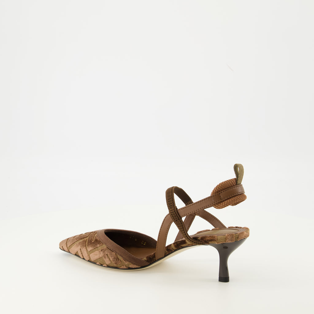 Image of the Fendi Colibrì Lite pumps for women - Autumn-Winter 2025 season - Three-quarters right rear view