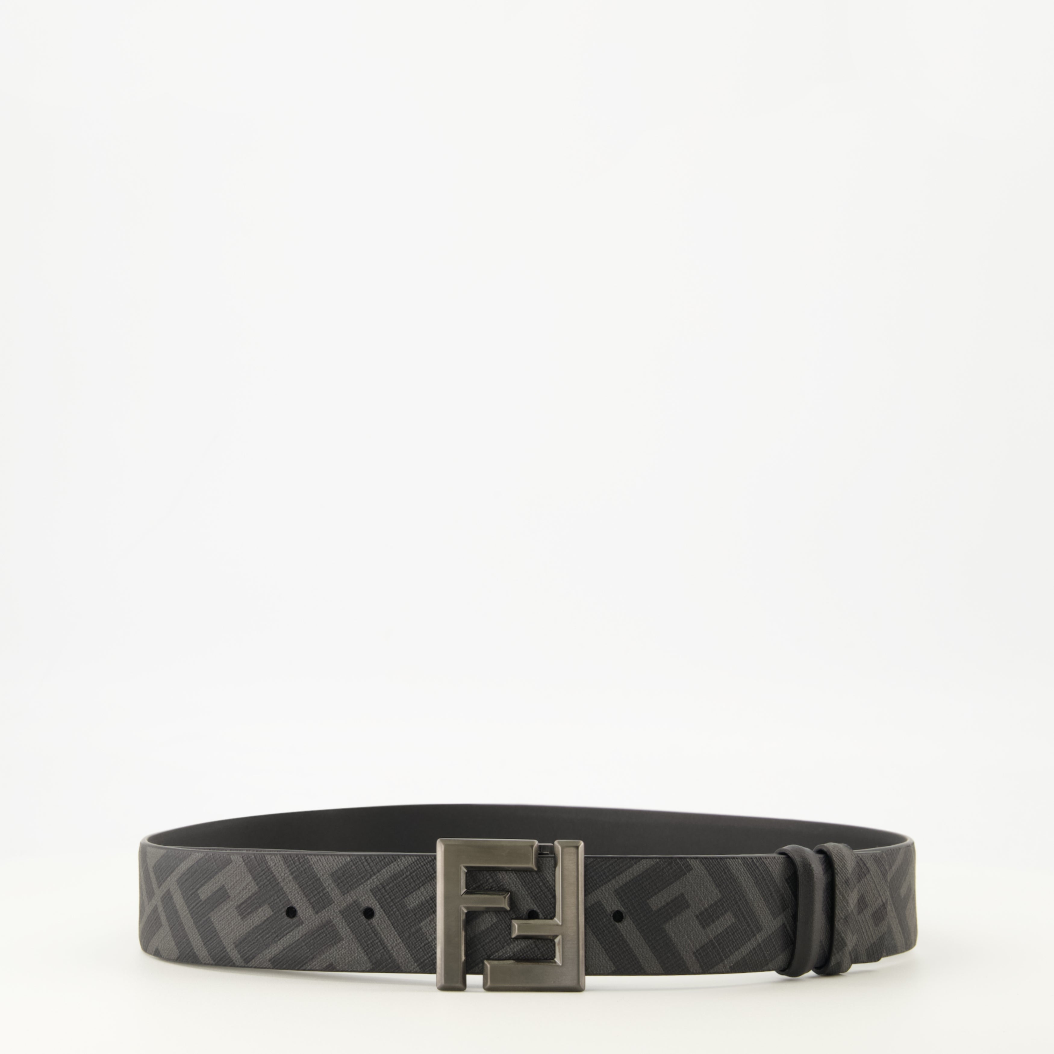 Image de l'article Ceinture FF Squared réversible noir de la marque Fendi pour Homme - Saison Automne-Hiver 2025 - Vue détaillée_2