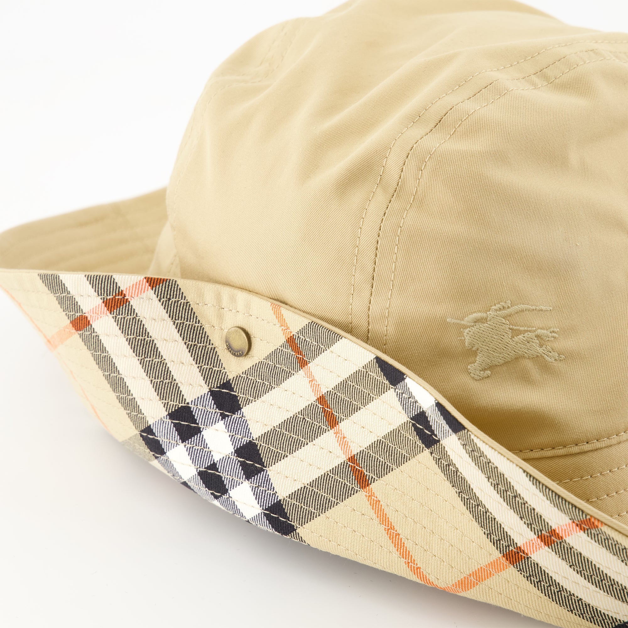 Burberry Check Visor Hats - Women and Men – myCompañero