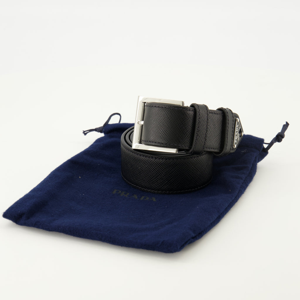 Immagine della cintura in pelle per uomo di Prada - Stagione Autunno-Inverno 2025 - Vista Dettagliata 3