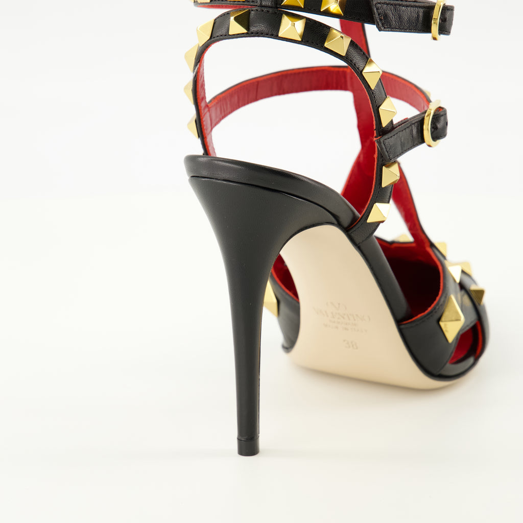 Escarpins Rockstud Pumps in Black and Red Leather Valentino Garavani Noir Femme