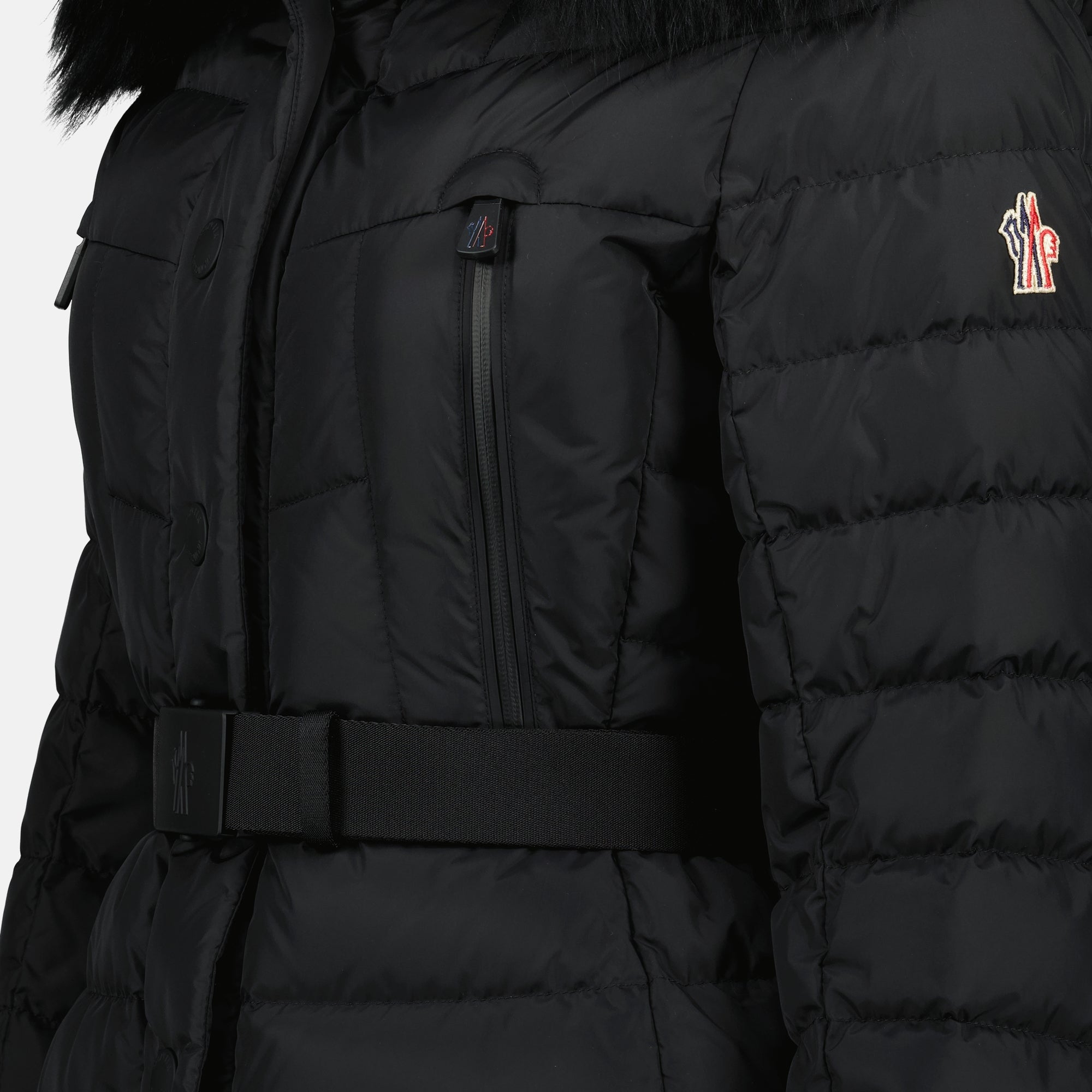 Image de l'article Doudoune Beverley noir de la marque Moncler Grenoble pour Femme - Saison Automne-Hiver 2025 - Vue détaillée_1