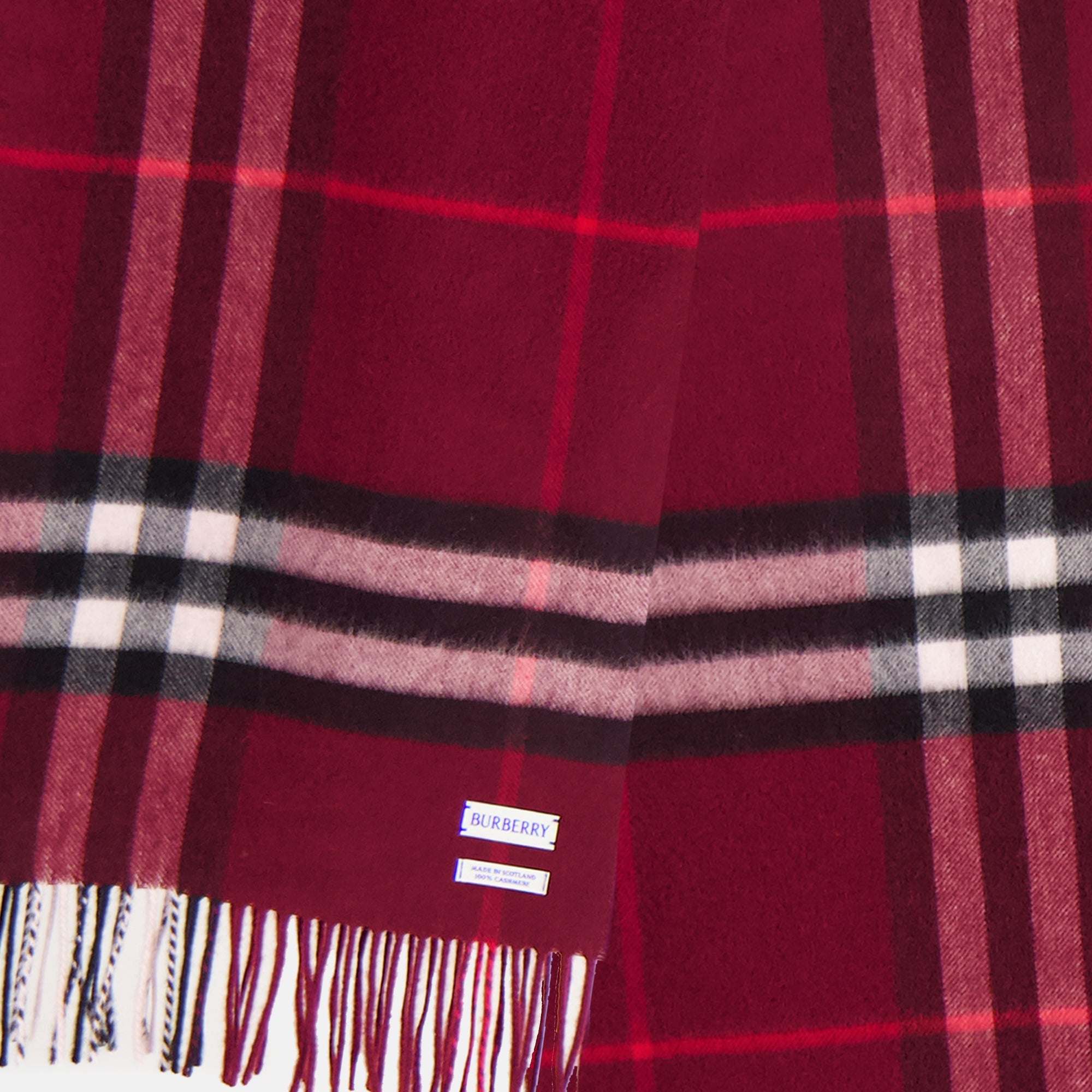 Burberry Cashmere Scarf - Women and Men – myCompañero