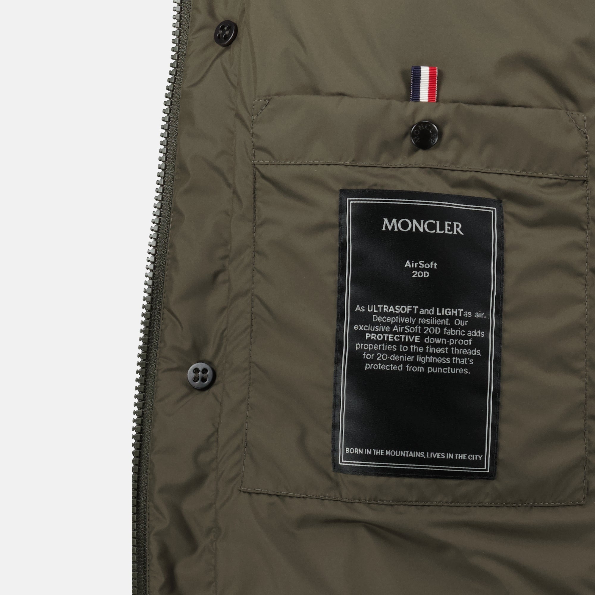 Image of the Moncler Men's Pres khaki shirt-jacket - Autumn-Winter 2025 - Detailed View 2
