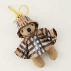 Imagen del llavero Thomas Bear de la marca Burberry para mujeres - Temporada Otoño-Invierno 2025 - Vista Detallada_2