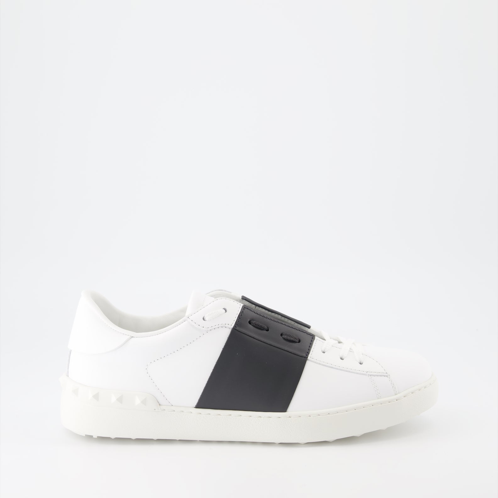 Baskets Baskets Open blanche et noir en cuir Valentino Garavani Blanc Homme