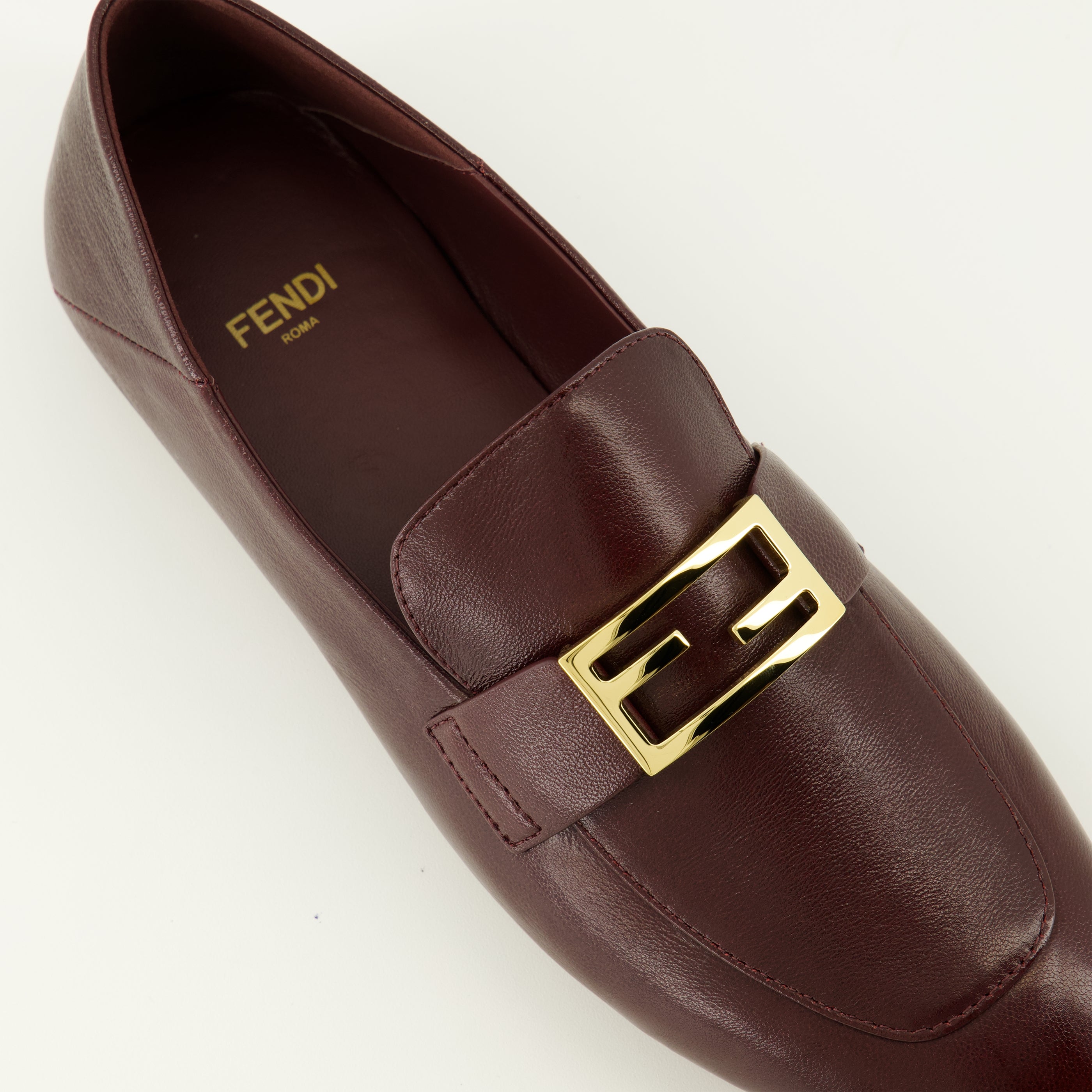Mocassins Mocassins Baguette en cuir nappa bordeaux Fendi Marron Femme