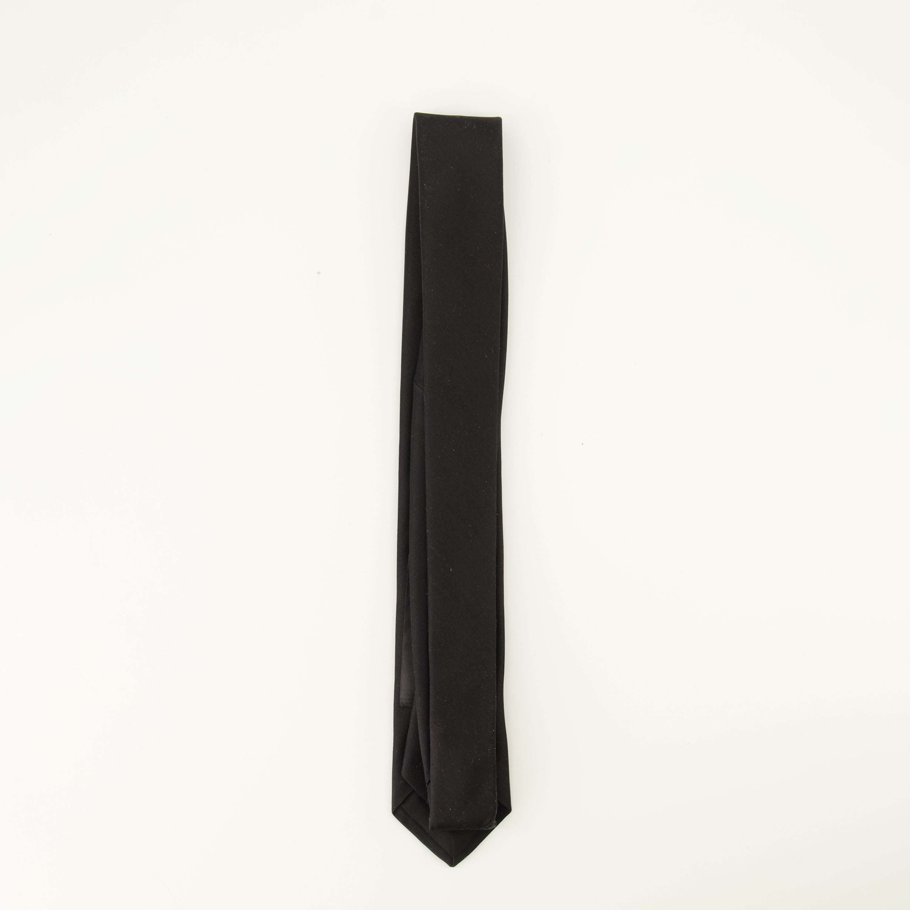 Écharpes, foulards et gants 블랙 실크 새틴 넥타이 Saint Laurent Noir Homme
