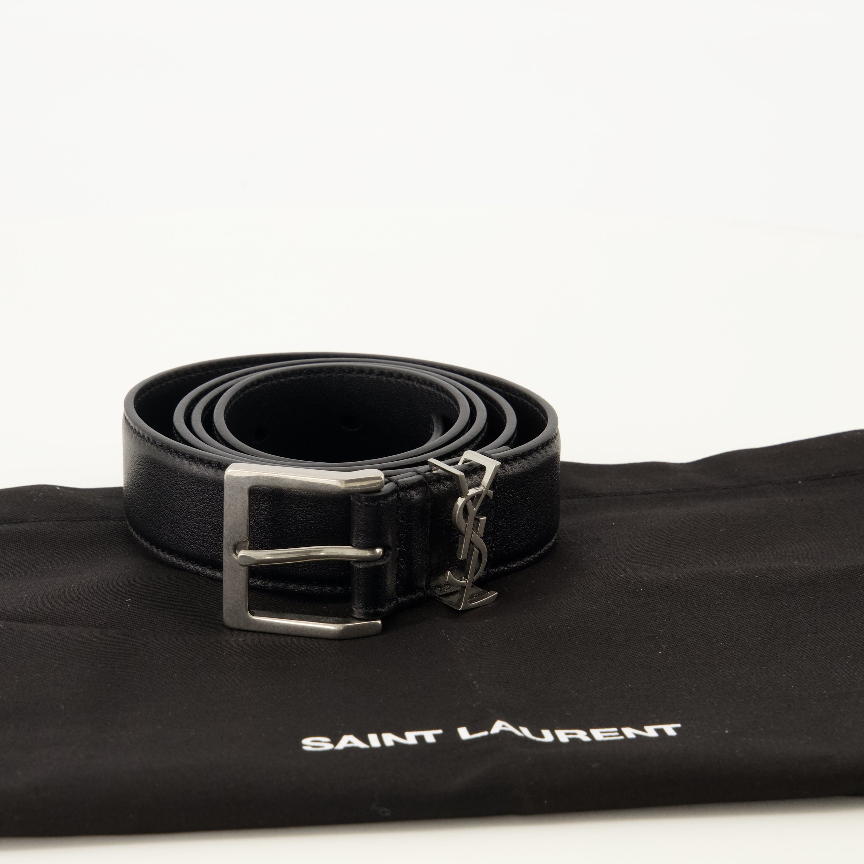 Ceintures Cinturón de Cuero Negro Cassandre Vadim Saint Laurent Noir Homme