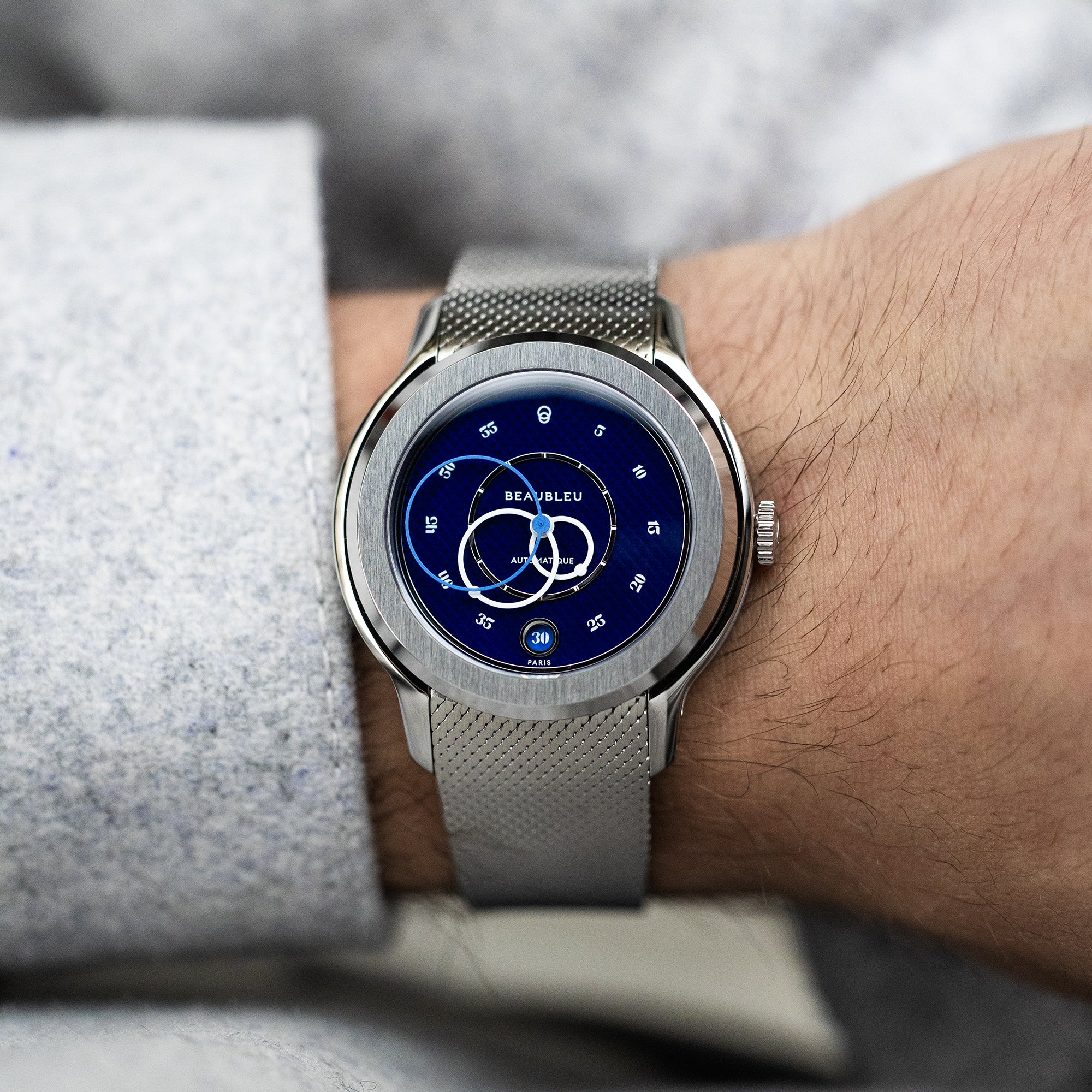 Image de l'article Montre Ecce Smalt de la marque Beaubleu pour Unisex - Saison Automne-Hiver 2025 - Vue de Dos