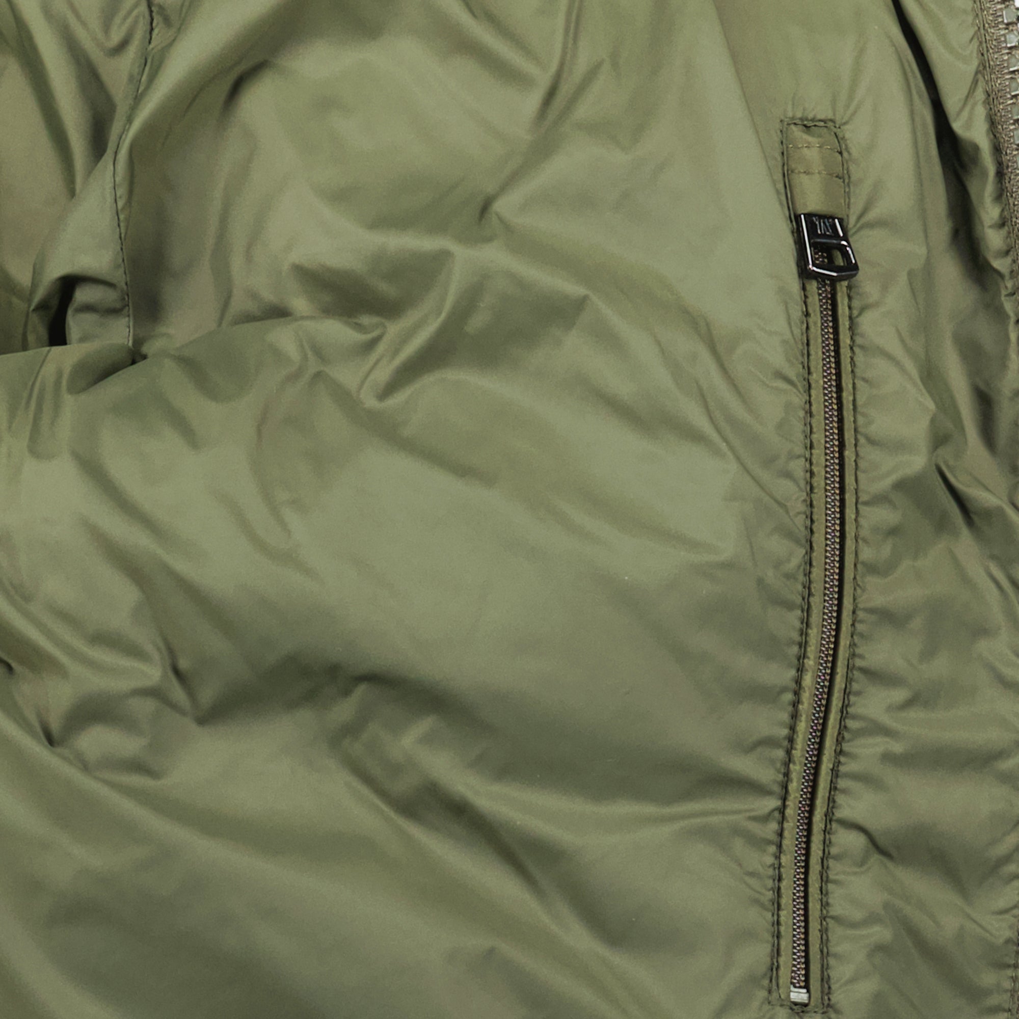 Image of the Moncler Men's Maya Down Jacket - Fall-Winter 2025 - Detailed View_5