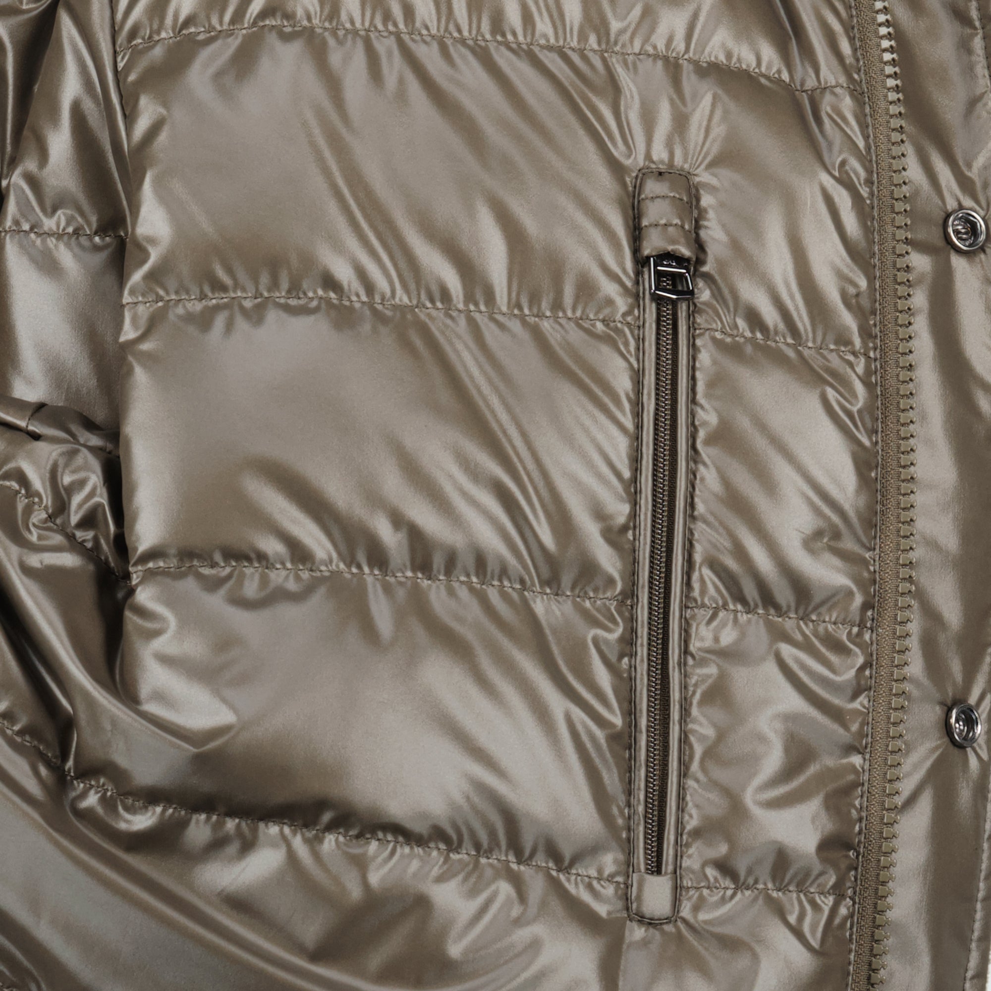 Image of the Moncler brand Ambrosia quilted jacket for men - Autumn-Winter 2025 - Detailed View_5