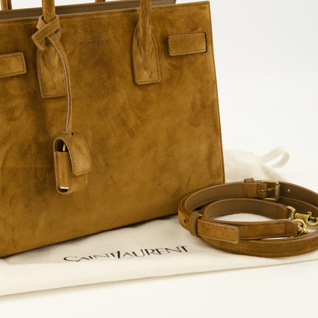 Image de l'article Sac de jour en baby en suède marron de la marque Saint Laurent pour Femme - Saison Printemps-Été 2026 - Vue détaillée_2