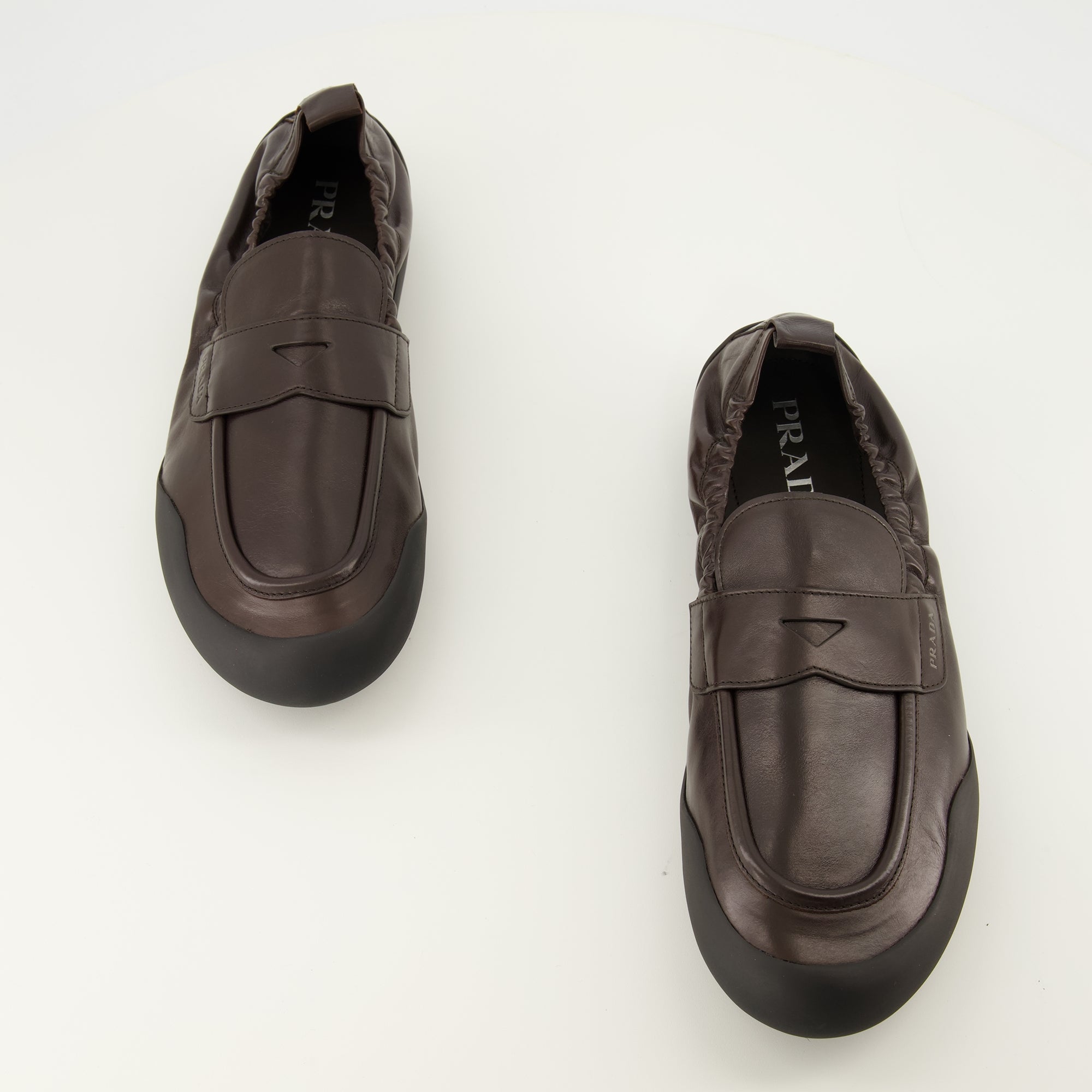 Mocassins Mocassins Speedrock en cuir marron Prada Marron Homme