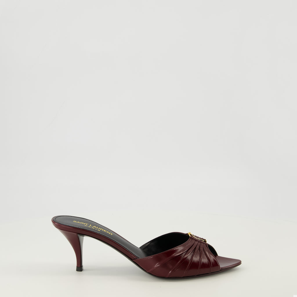 Imagen de las mules de tacón Babylone en burdeos de la marca Saint Laurent para Mujeres - Temporada Primavera-Verano 2026 - Vista lateral derecha