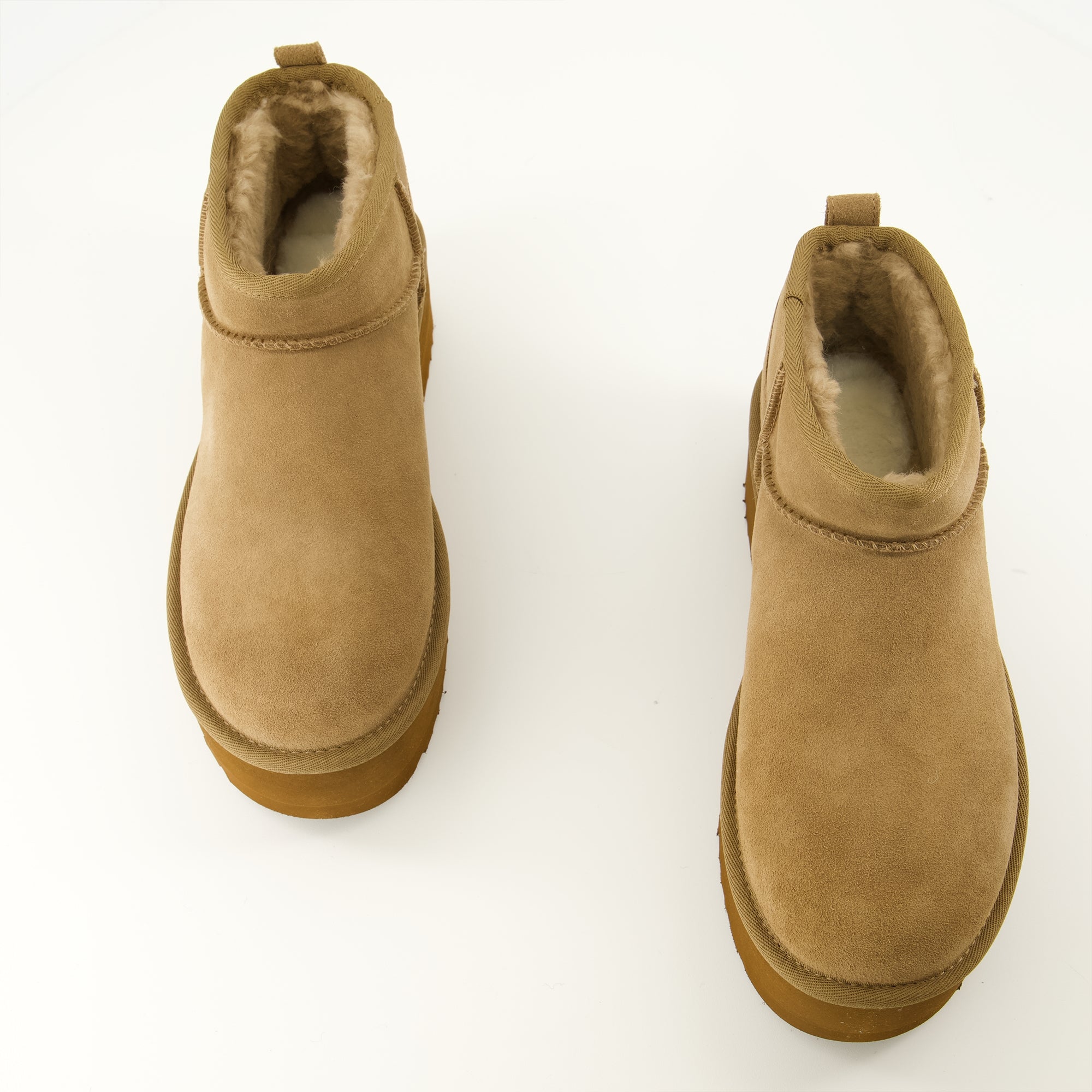 Bottines Braune klassische Ultra Mini Plattform Stiefeletten Ugg Marron Femme