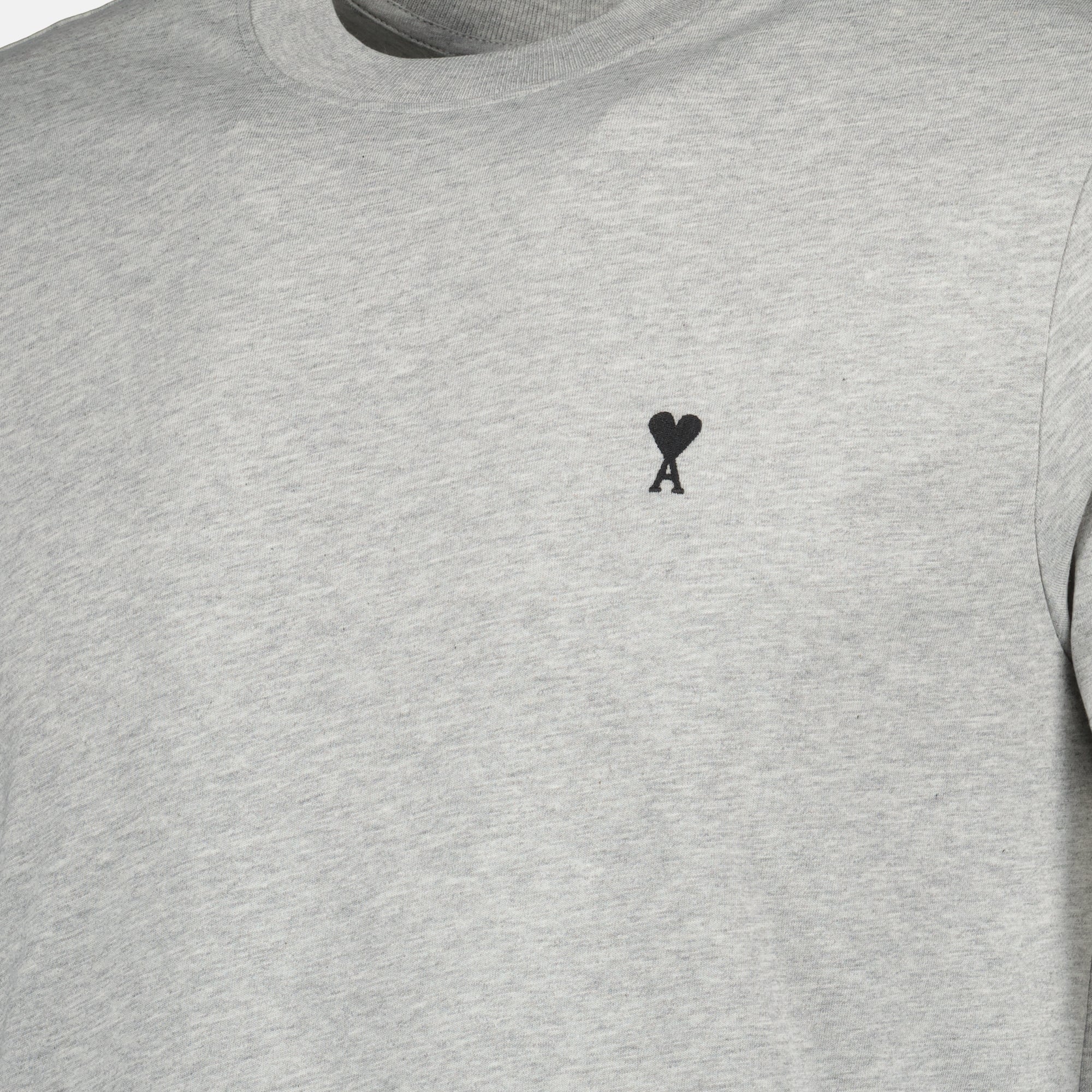 Image de l'article T-shirt Ami de coeur de la marque Ami PARIS pour Homme - Saison Automne-Hiver 2025 - Vue détaillée_1