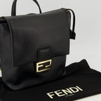 Imagen del artículo Mochila de cuero negro de la marca Fendi para Mujer - Temporada Otoño-Invierno 2025 - Vista Detallada_2