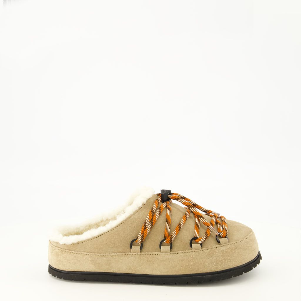 Chaussures ouvertes Mules à fourrure beige Prada Beige Femme