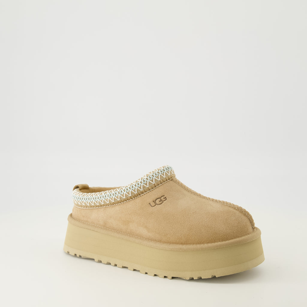 Image de l'article Mules Tazz II de la marque Ugg pour Femme - Saison Automne-Hiver 2025 - Vue trois quarts avant droite