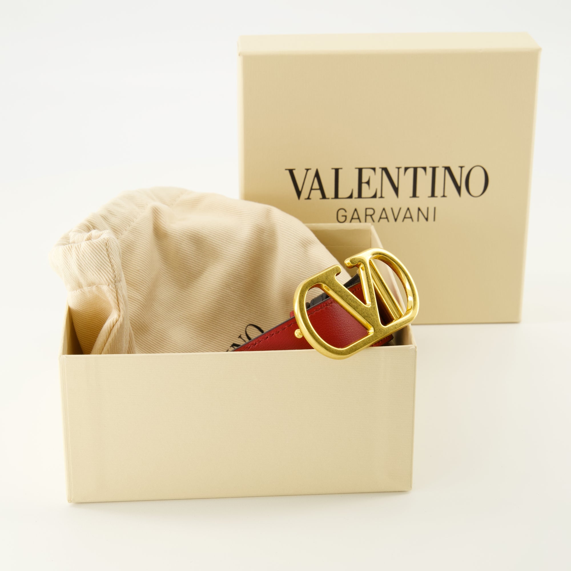 Image de l'article Ceinture VLogo réversible de la marque Valentino Garavani pour Femme - Saison Automne-Hiver 2025 - Vue détaillée_5