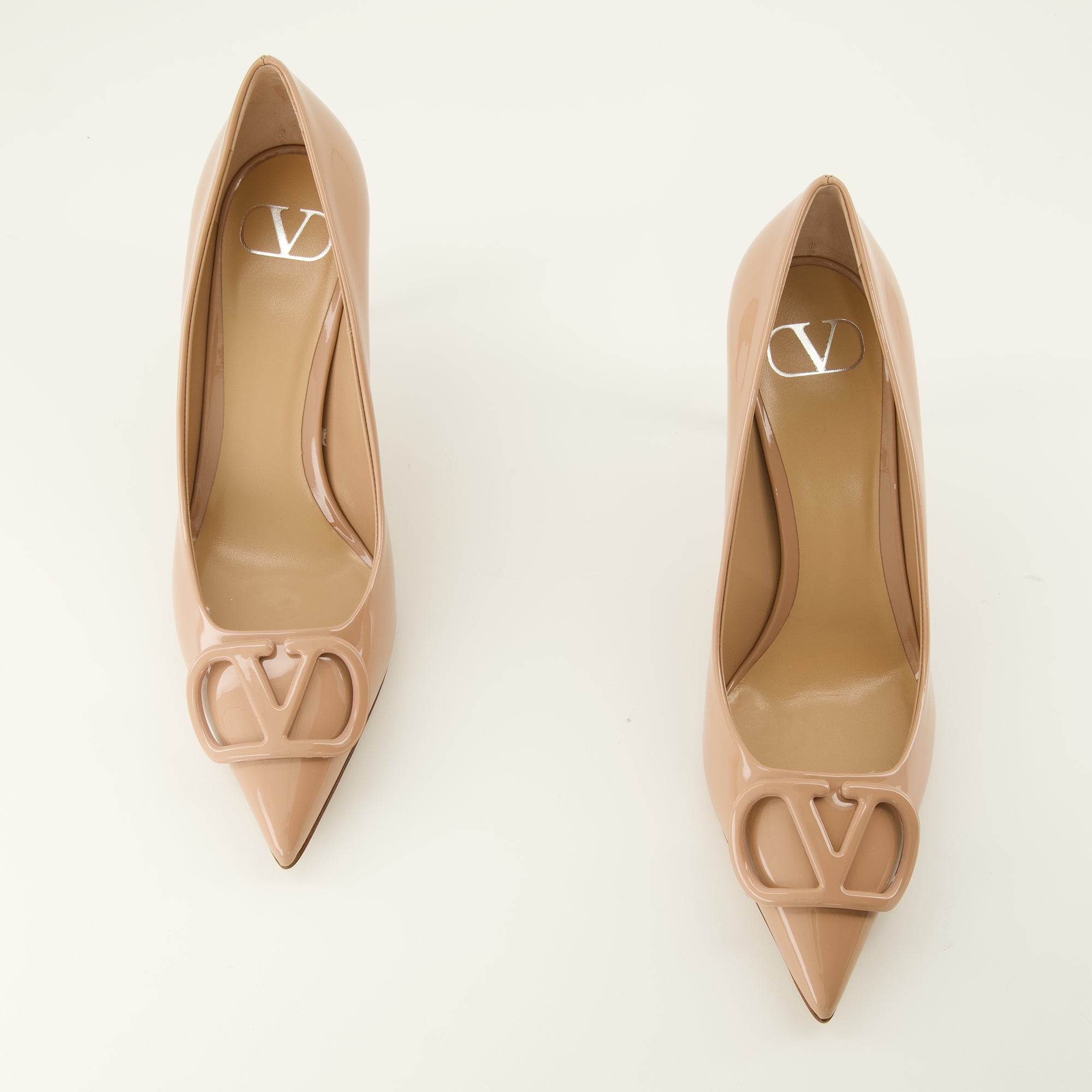 Escarpins Pumps in pelle verniciata VLogo beige Valentino Garavani Beige Femme