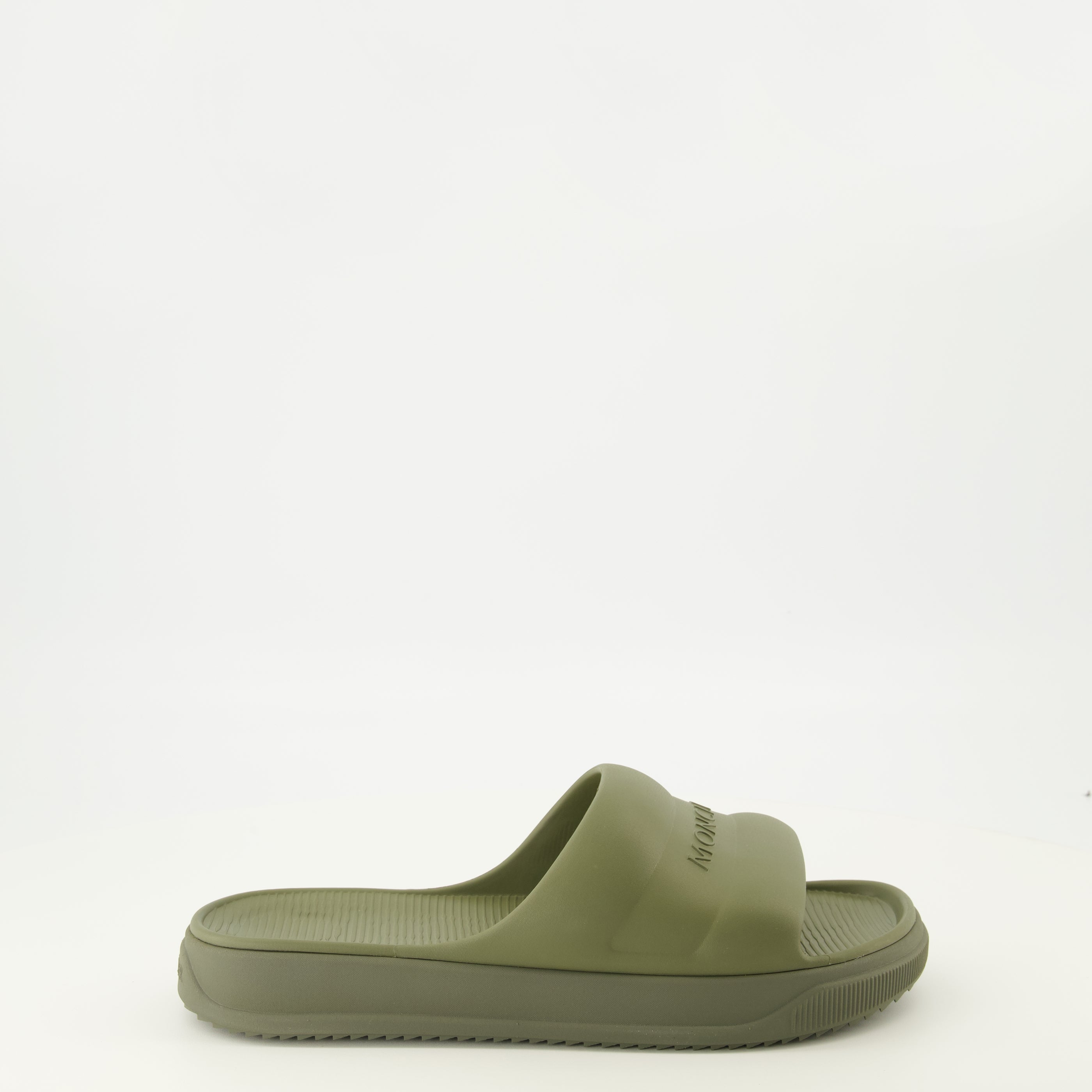 Image de l'article Sandales Altive kaki en EVA de la marque Moncler pour Homme - Saison Printemps-Été 2026 - Vue latérale droite