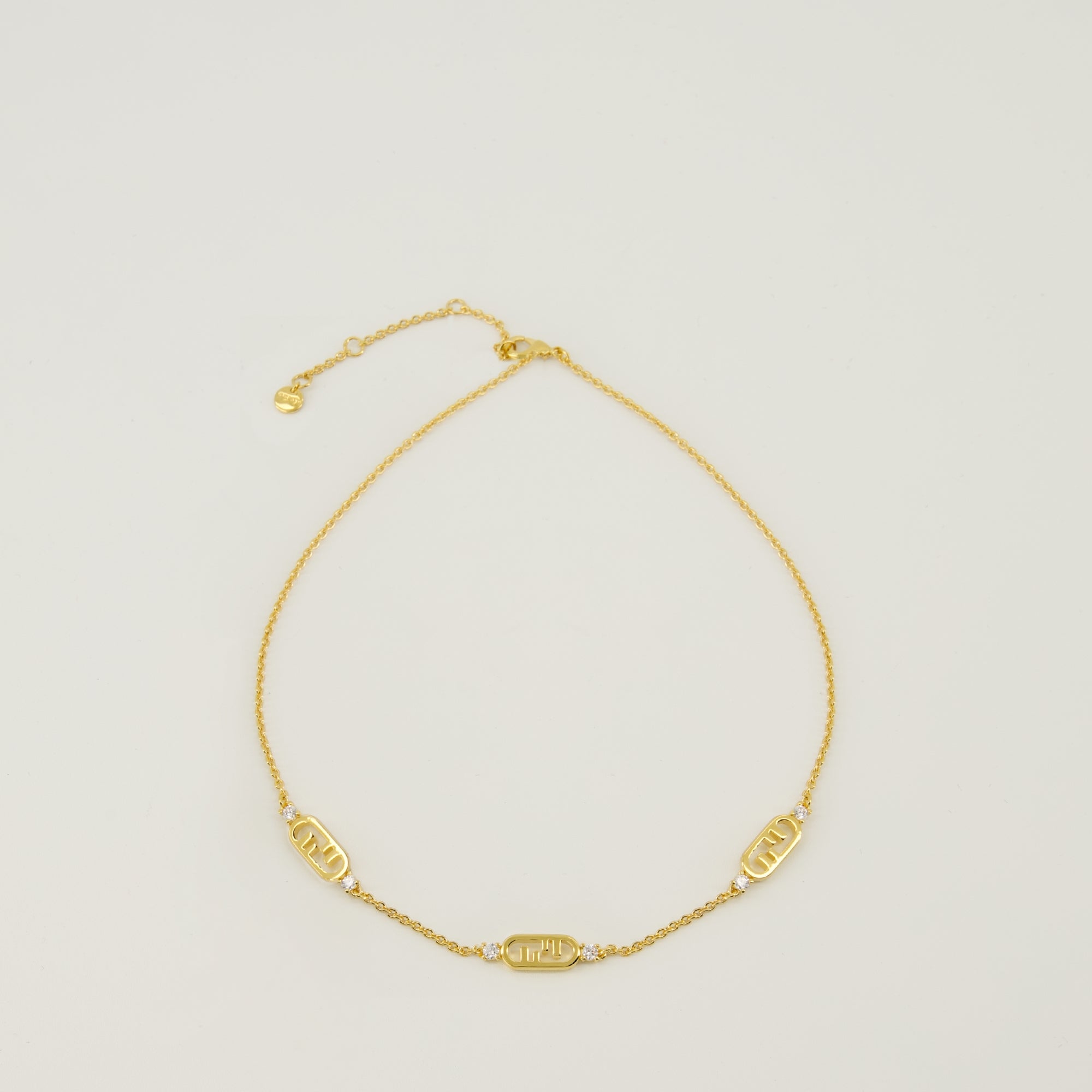 Image de l'article Collier O'Lock doré de la marque Fendi pour Femme - Saison Automne-Hiver 2025 - Vue de Face