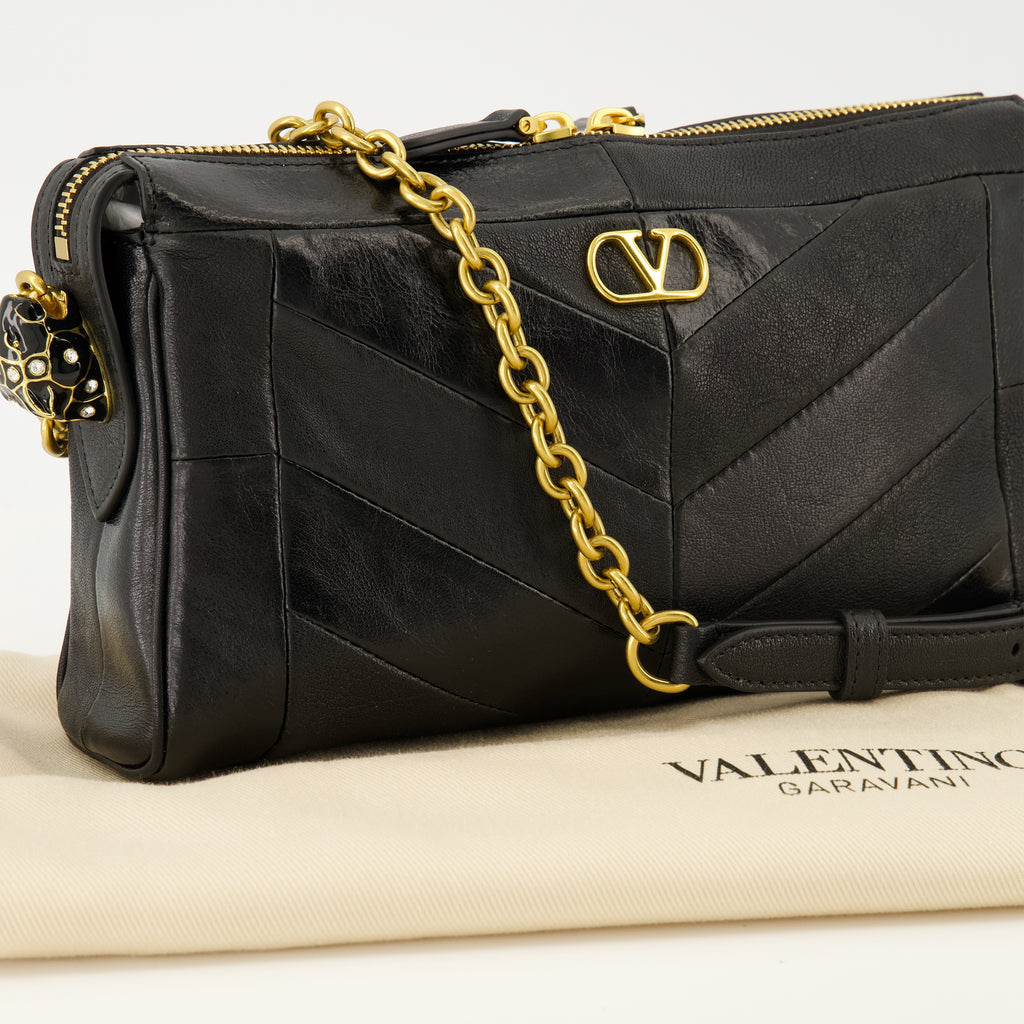 Image de l'article Mini sac Panthea en cuir noir de la marque Valentino Garavani pour Femme - Saison Printemps-Été 2026 - Vue détaillée_2