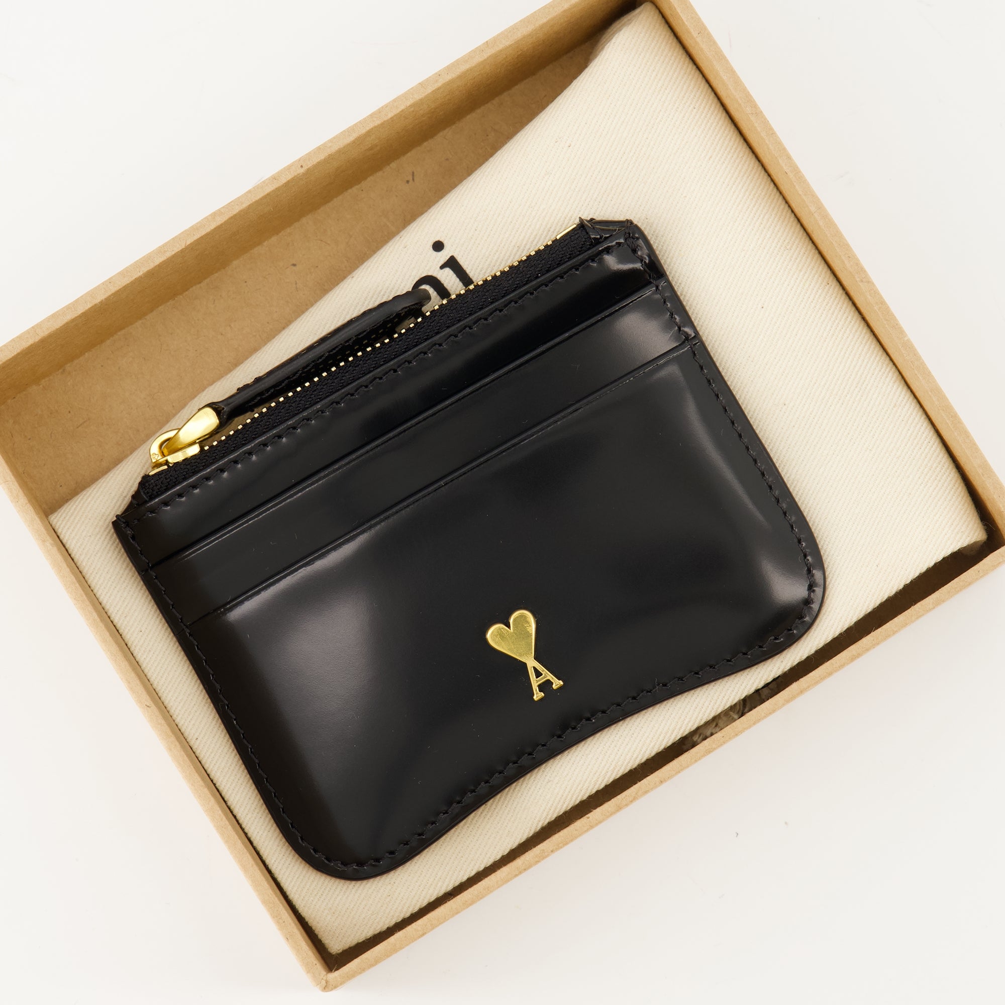 Imagem do Porta-cartões Paris da marca Ami PARIS para Unisex - Temporada Outono-Inverno 2025 - Vista Detalhada_2