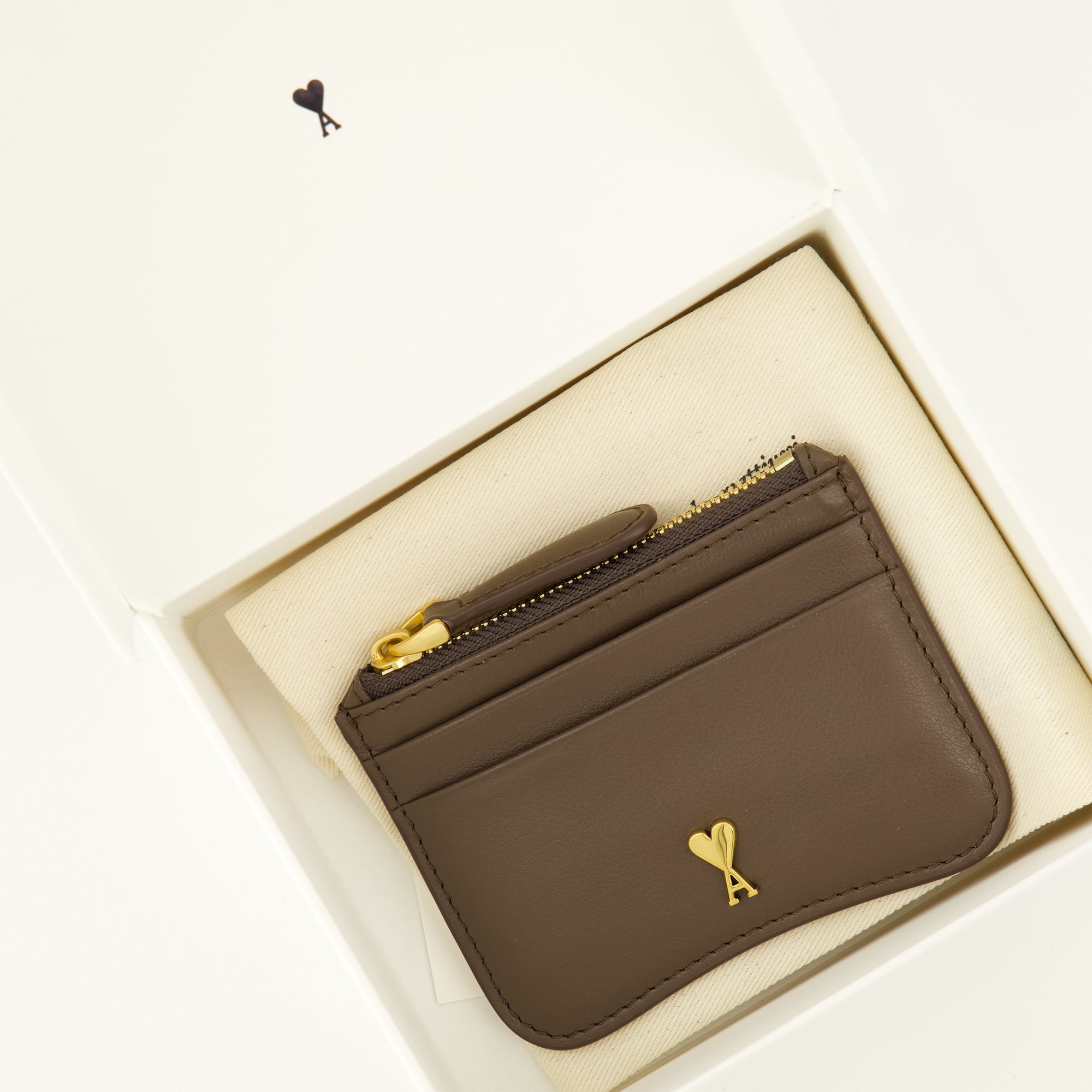 Petite maroquinerie Zipped cardholder Paris Paris in brown leather Ami PARIS Marron Unisexe