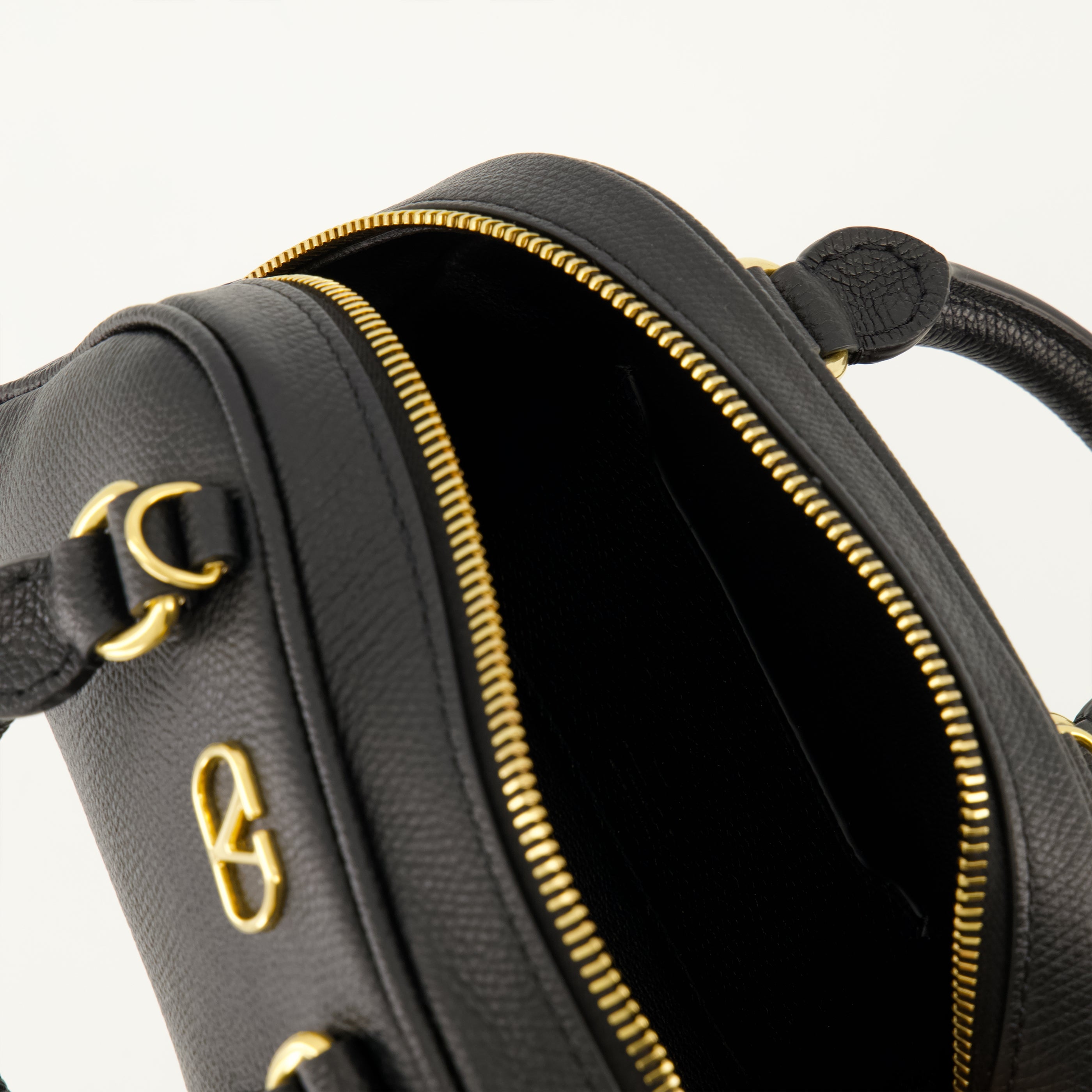 Sacs à main et épaule Mini VLogo Bowling Bag en Cuero Negro Valentino Garavani Noir Femme