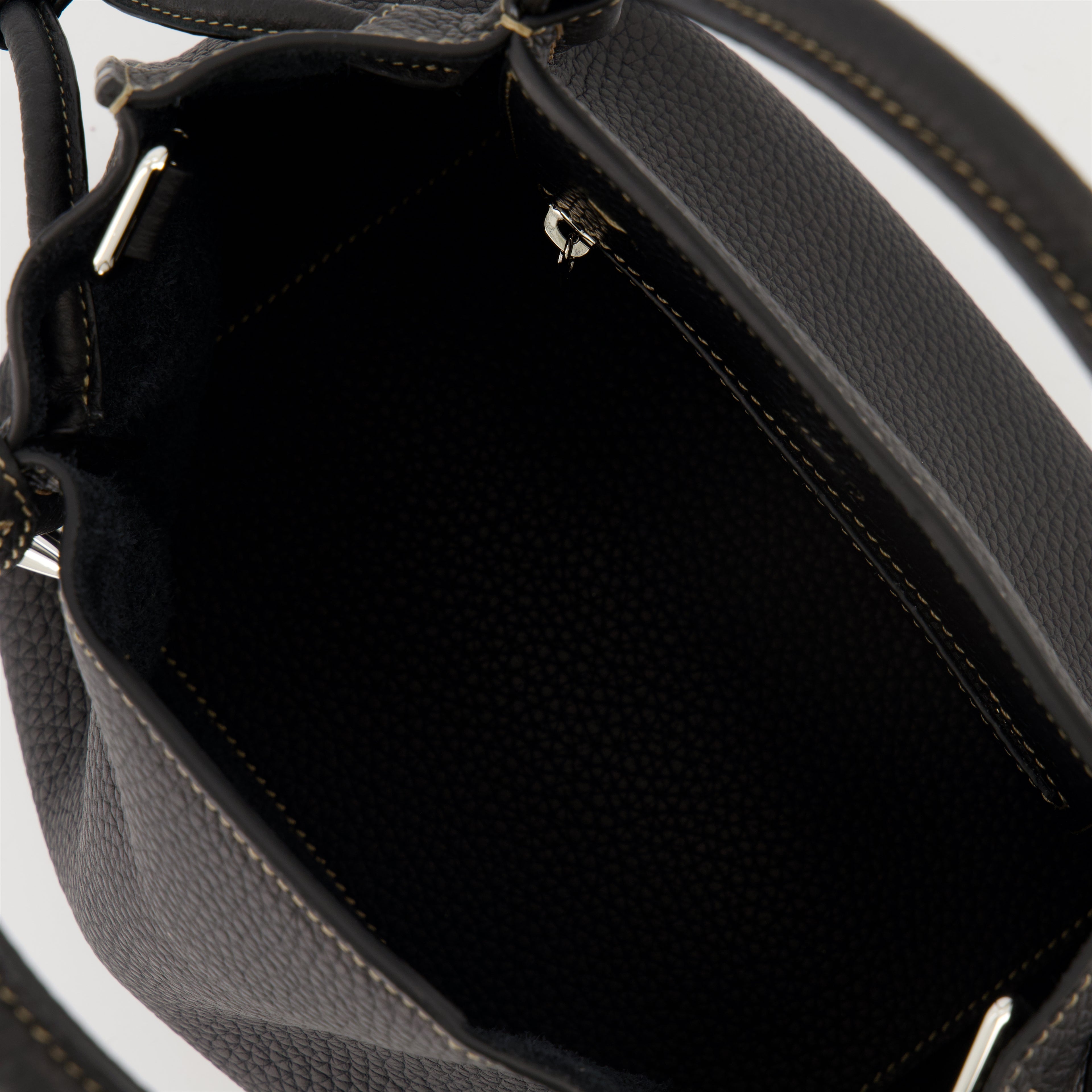 Handbags and Shoulder Bags Bucket Bag Tod's Black Women