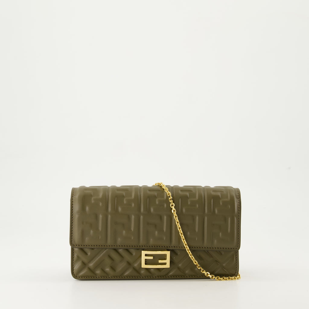 Crossbody bags Portefeuille en cuir à chaîne Fendi Green Femme
