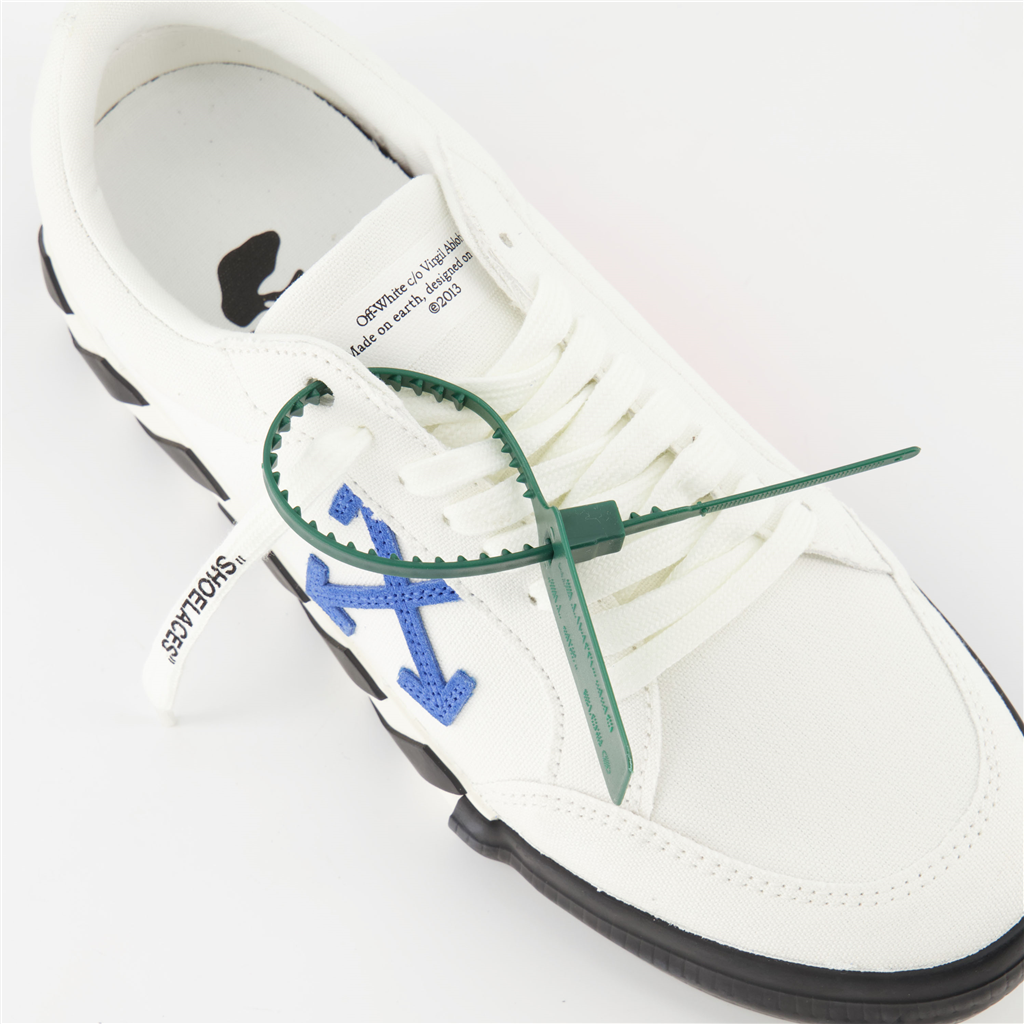 Sneaker OMIA085F22FAB001 0145 white blue Off-White Weiß Homme