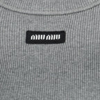 Imagen del top sin mangas gris de Miu Miu para mujer - Temporada Primavera-Verano 2026 - Vista Detallada 1