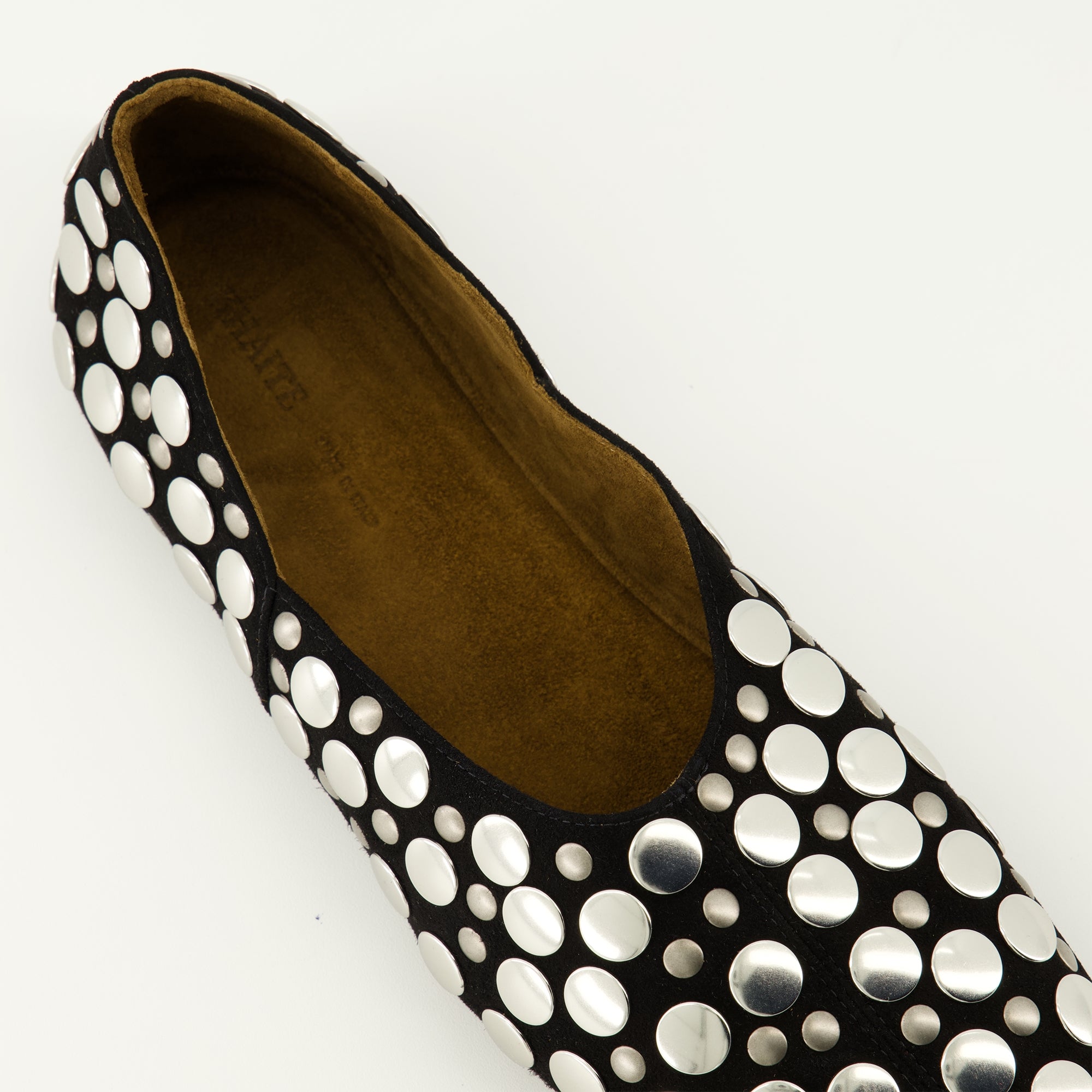 Image de l'article Ballerines Jane en daim noir de la marque Khaite pour Femme - Saison Printemps-Été 2026 - Vue détaillée de haut