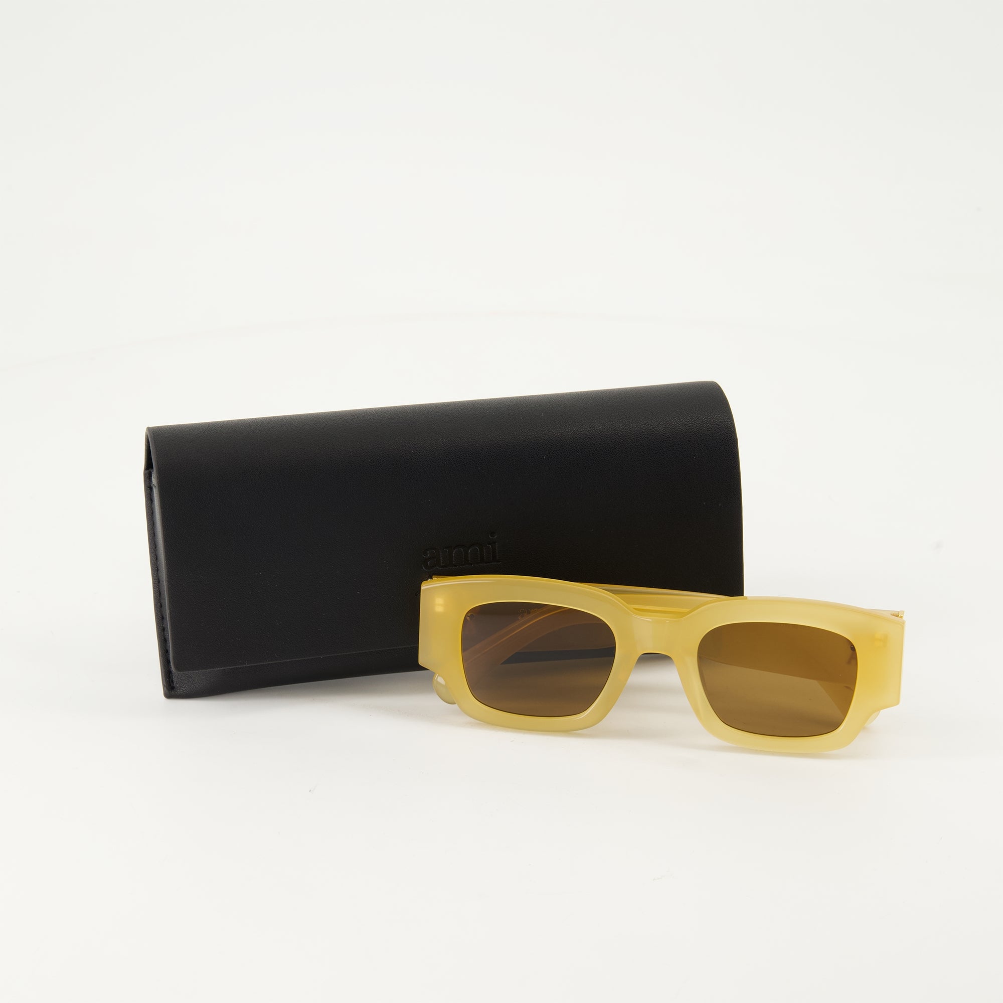 Glasses AMI de Coeur Sunglasses Ami PARIS Beige Unisex