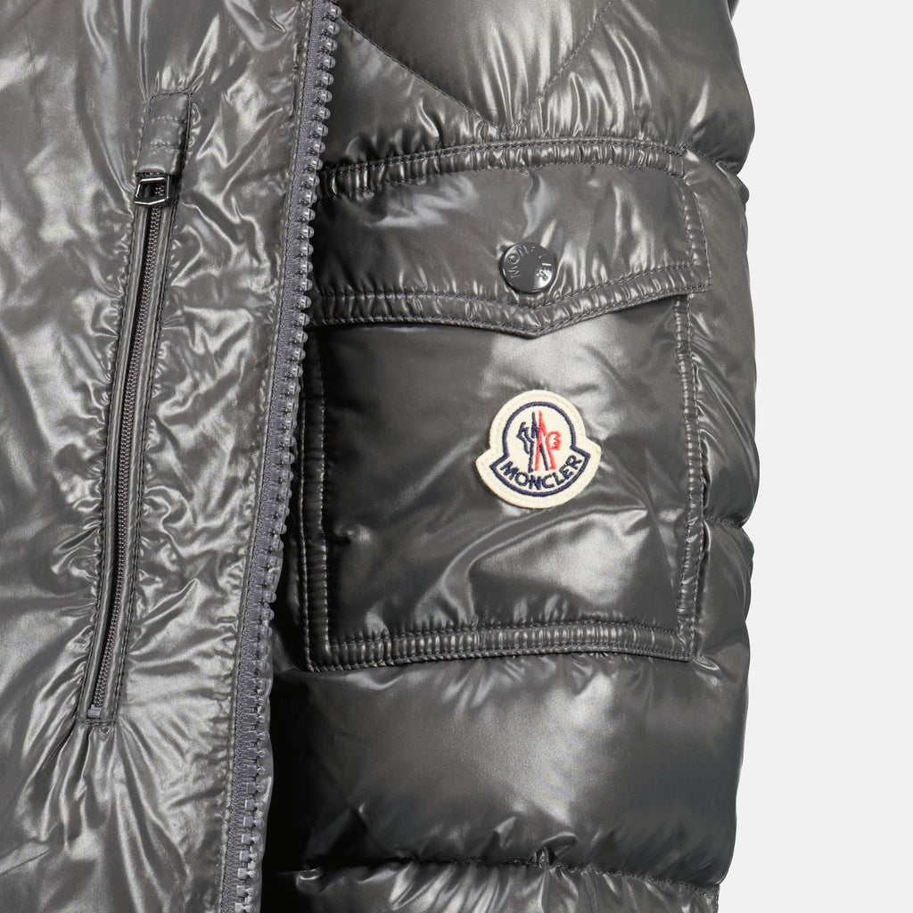 Image de l'article Doudoune Maya grise de la marque Moncler pour Homme - Saison Automne-Hiver 2025 - Vue détaillée_2