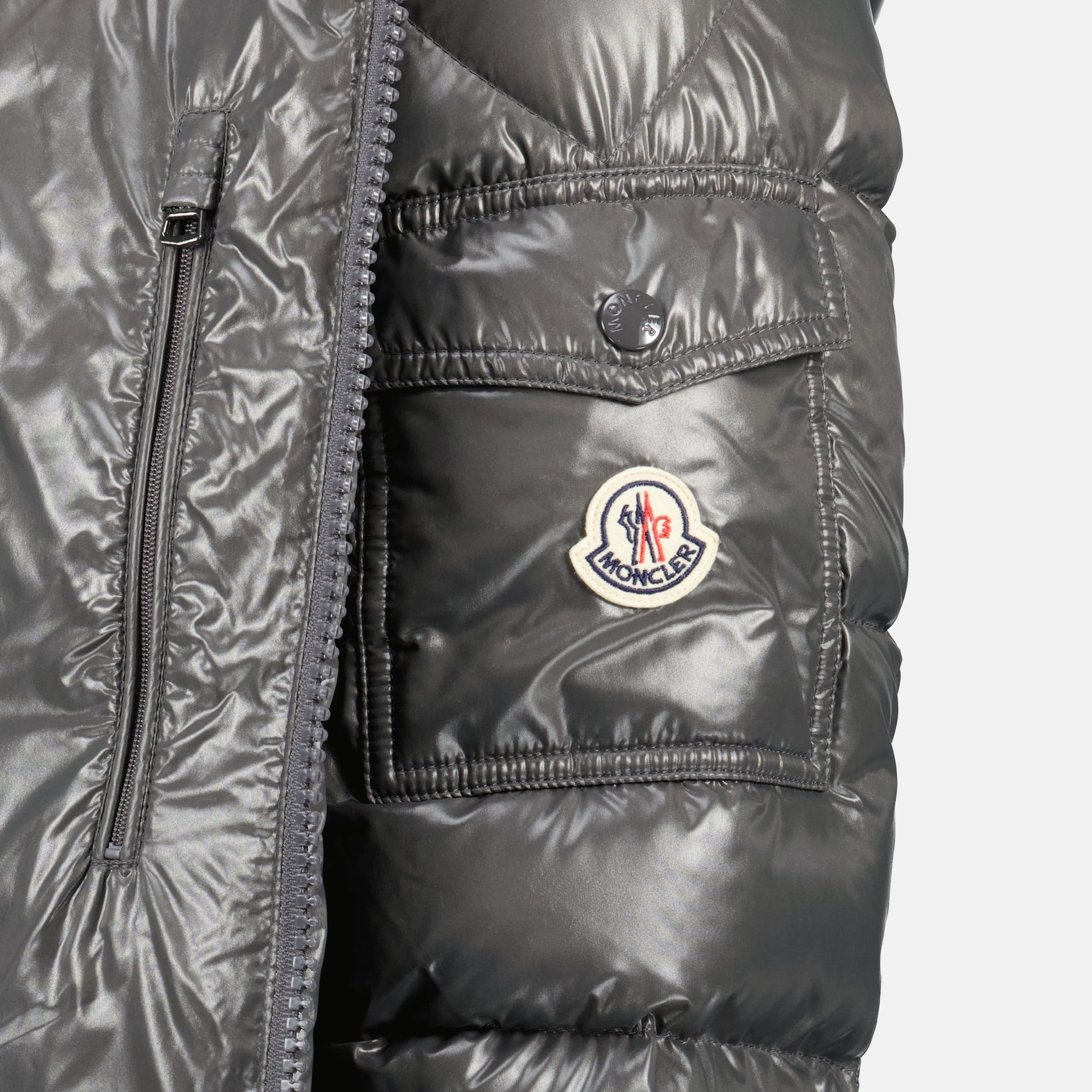 Image de l'article Doudoune Maya grise de la marque Moncler pour Homme - Saison Automne-Hiver 2025 - Vue détaillée_2