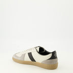 Imagen de las Zapatillas B01 de la marca Dior para Hombre - Temporada Otoño-Invierno 2025 - Vista en tres cuartos trasera derecha