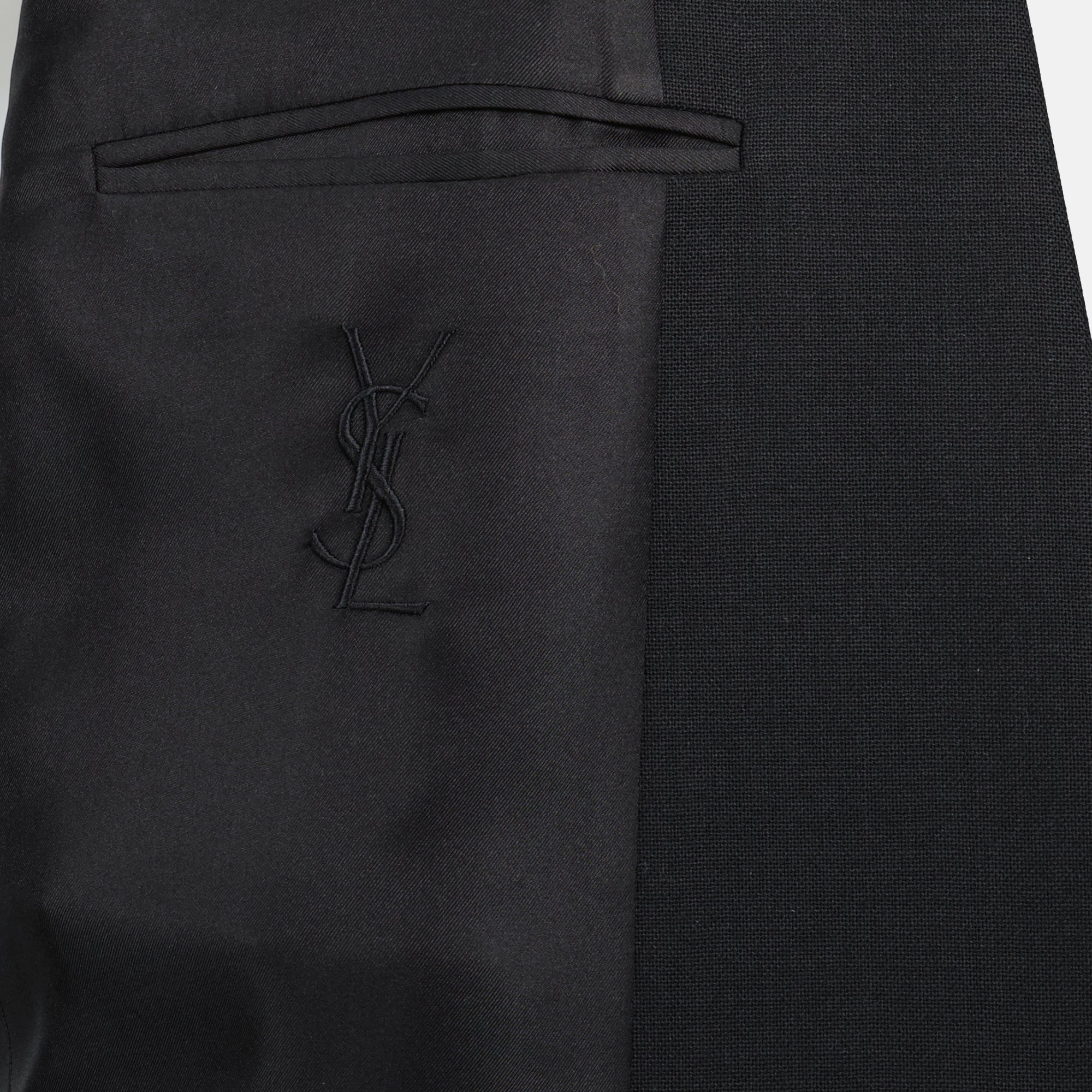 Image de l'article Blazer noir en laine de la marque Saint Laurent pour Homme - Saison Automne-Hiver 2025 - Vue détaillée_2