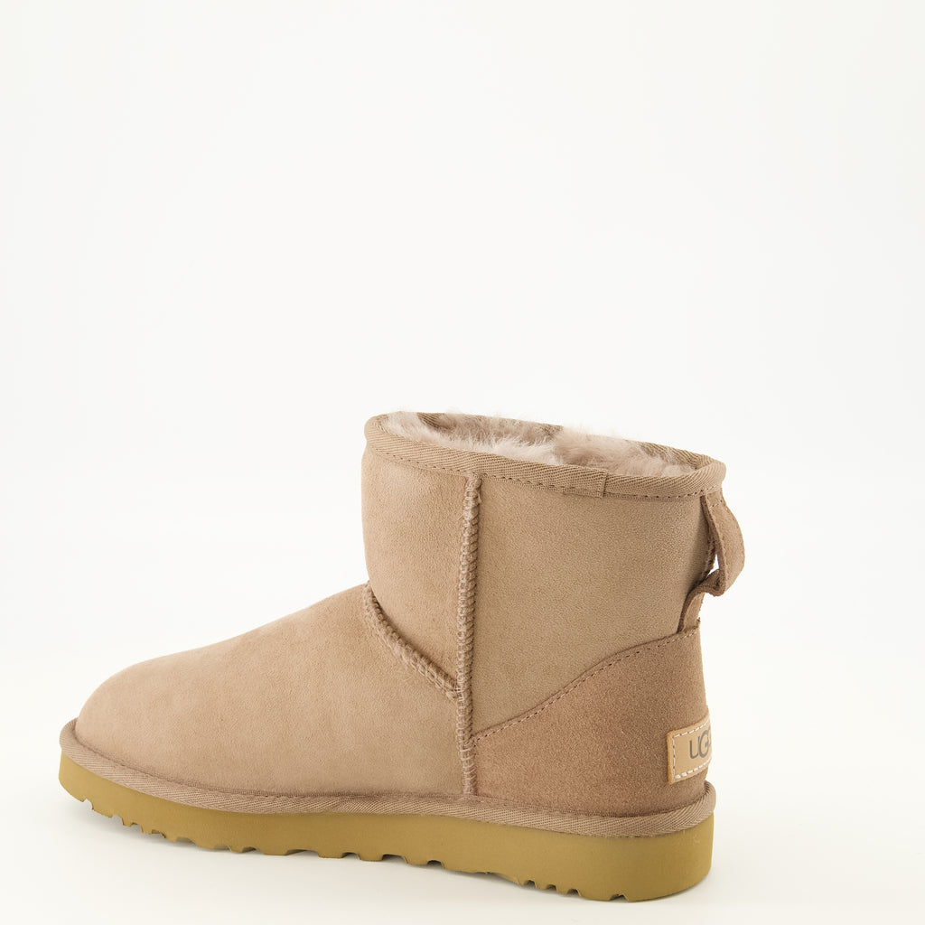 Bottines Classic Mini II Beige Stiefel Ugg Beige Femme