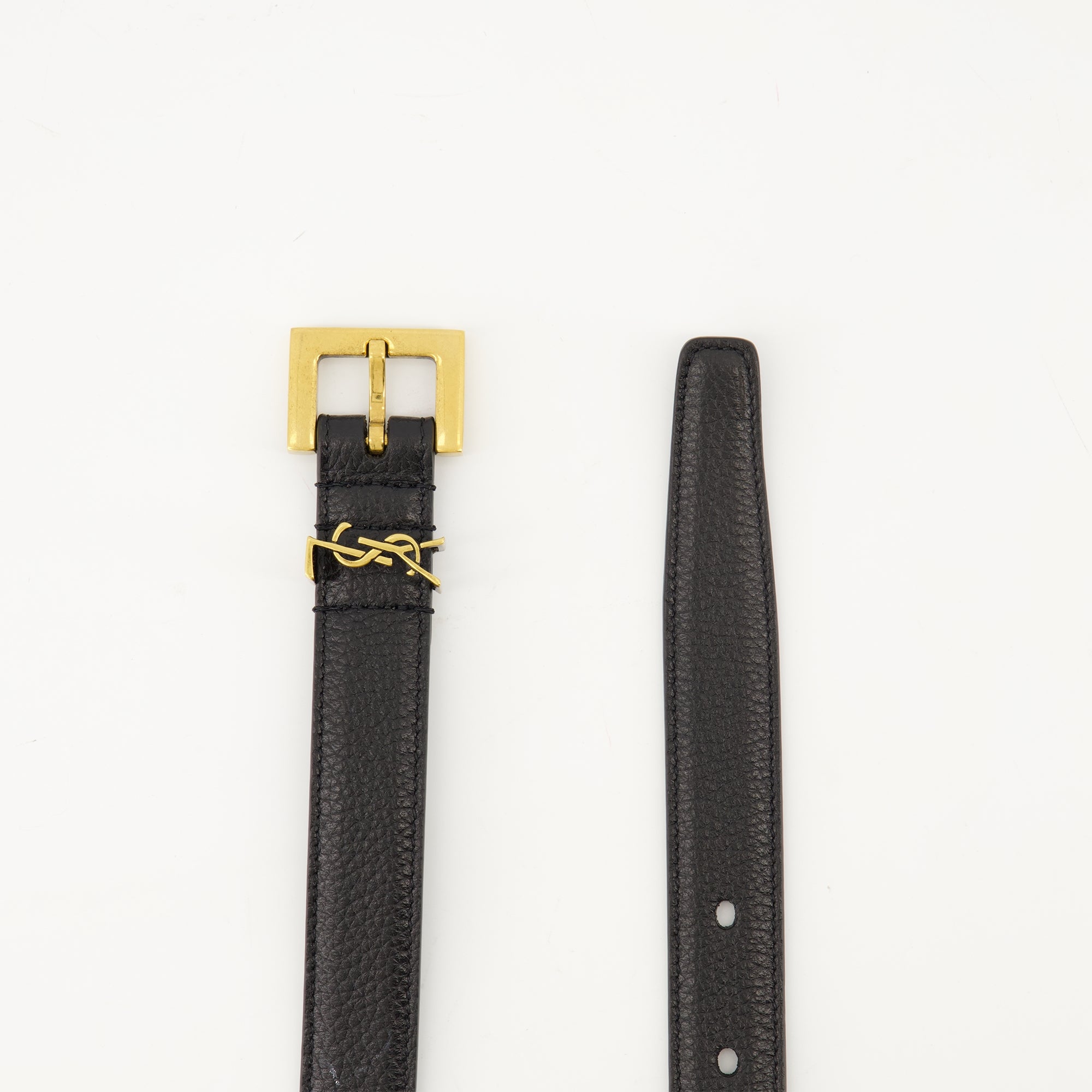 Image of the Cassandre Belt from the brand Saint Laurent for Women - Fall-Winter 2025 - Detailed View 3