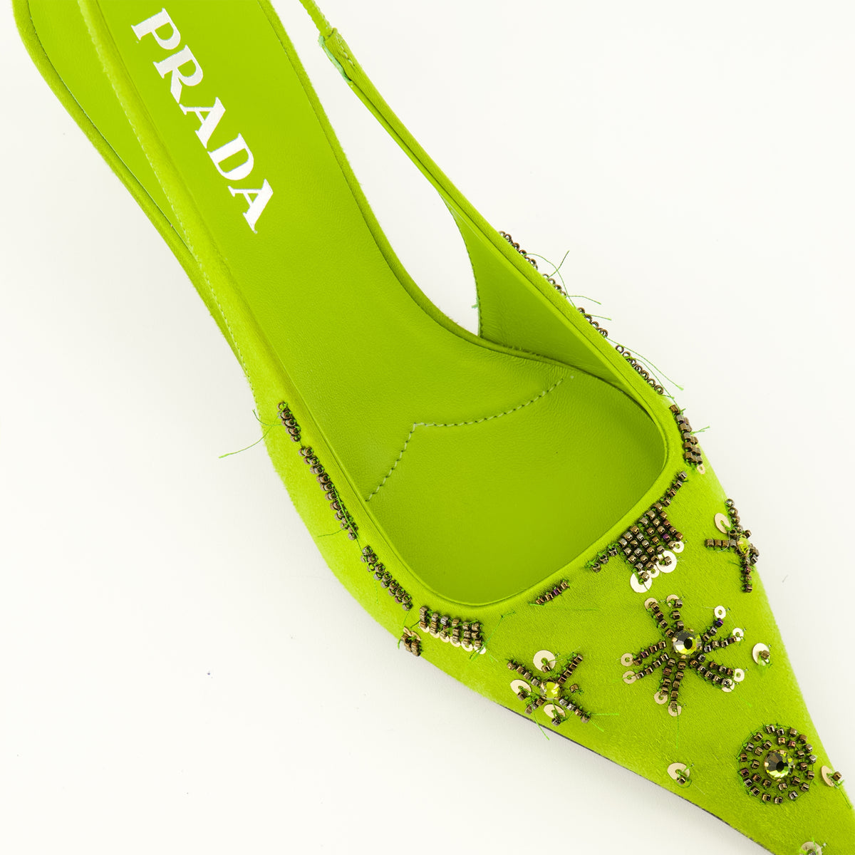 Escarpins グリーン刺繍サテンベイビーヒール Prada Vert Femme