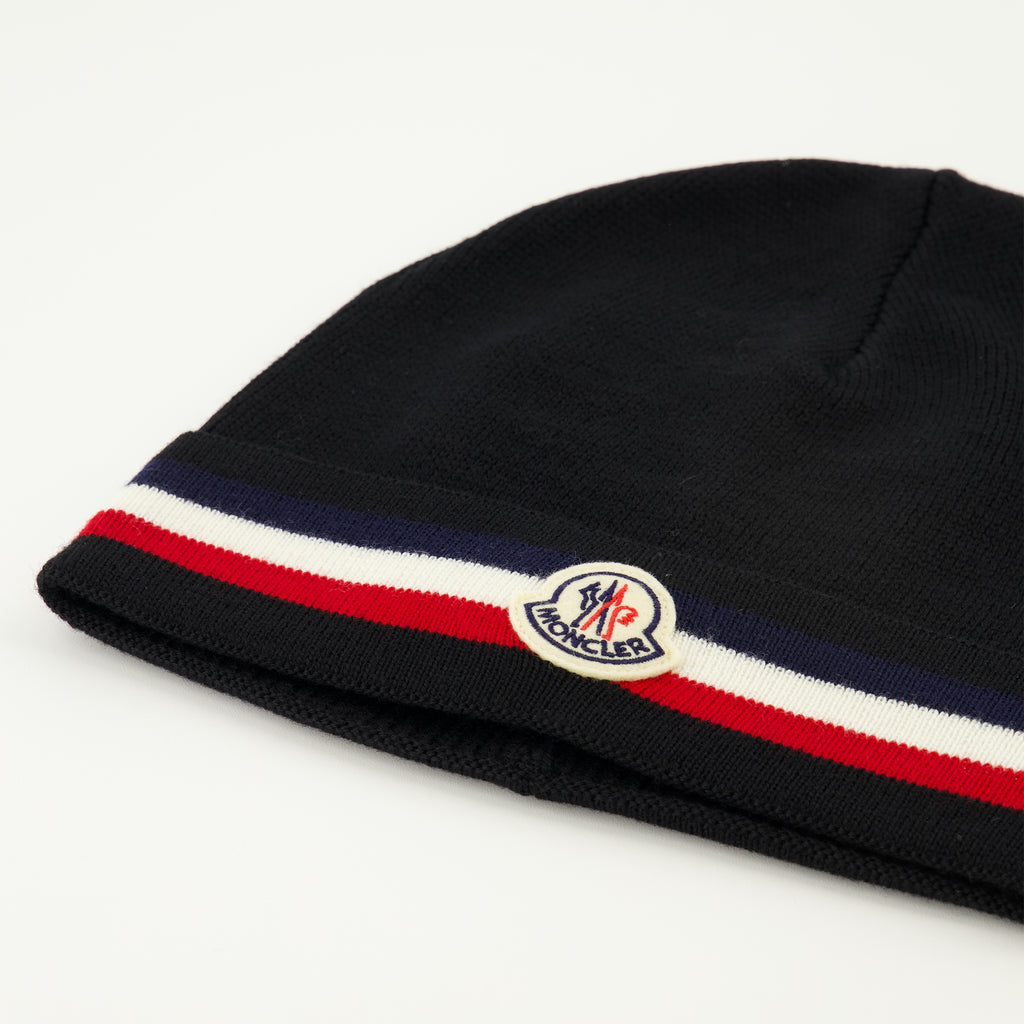 Imagen del gorro tricolor de la marca Moncler para Hombre - Temporada Otoño-Invierno 2025 - Vista Detallada_2