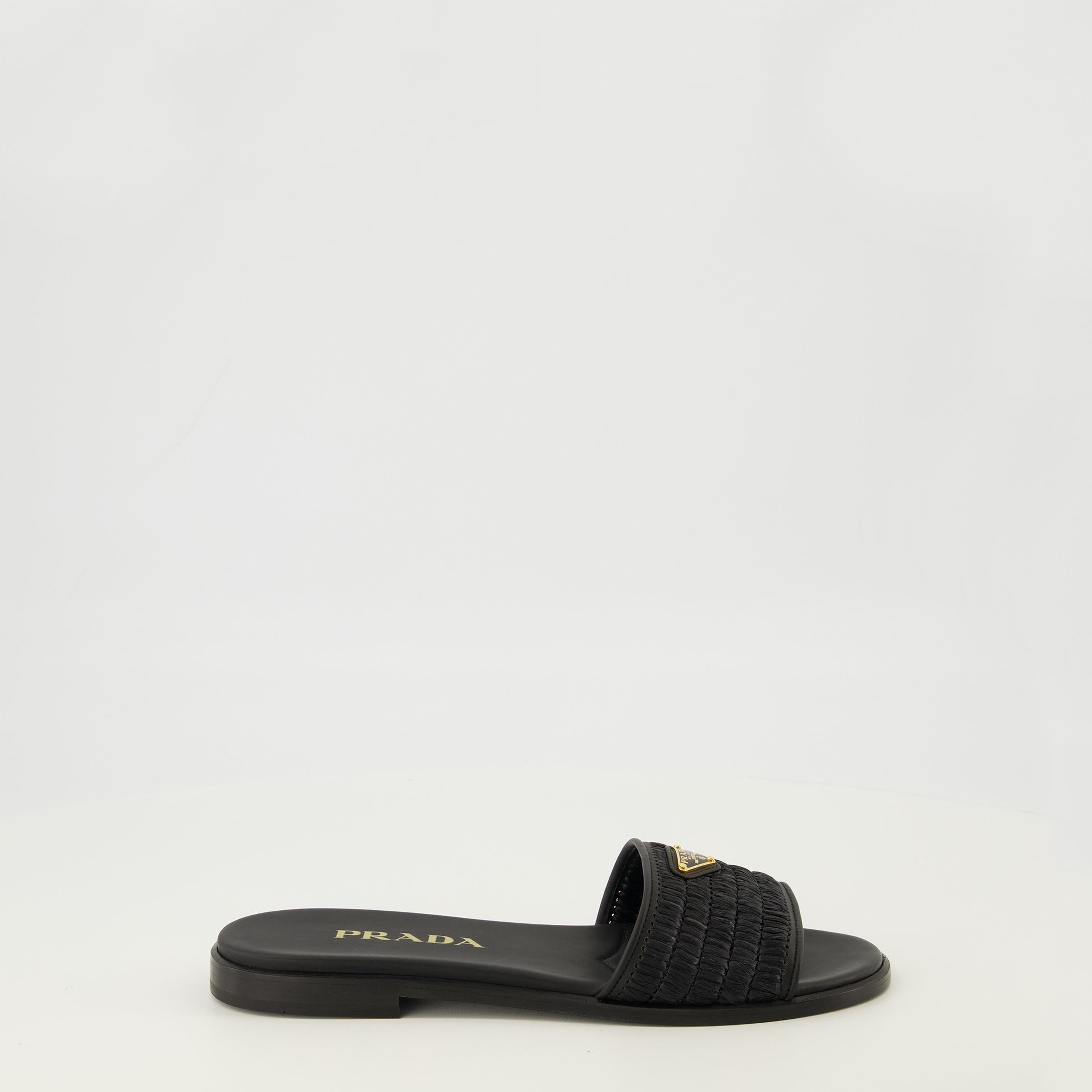 Imagen de las mulle de ganchillo negro de Prada para Mujer - Temporada Primavera-Verano 2026 - Vista lateral derecha