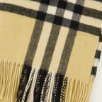 Imagen del bufanda de cachemira Check de Burberry para Unisex - Temporada Otoño-Invierno 2025 - Vista Detallada_2